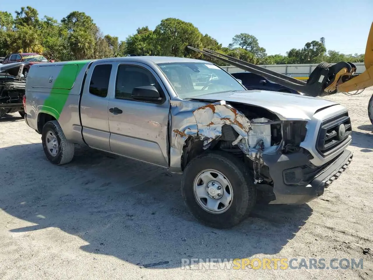 4 Photograph of a damaged car 5TFRX5GN4LX167393 TOYOTA TACOMA 2020