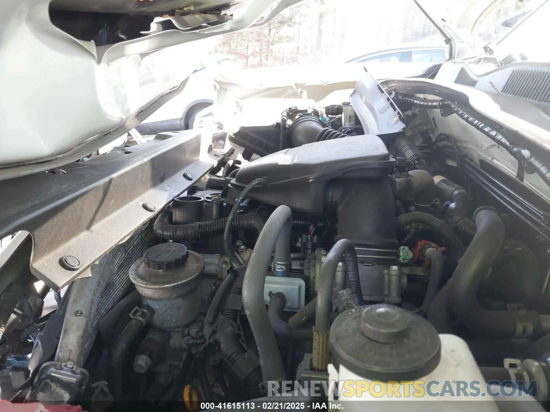 10 Photograph of a damaged car 5TFRX5GN5LX172392 TOYOTA TACOMA 2020