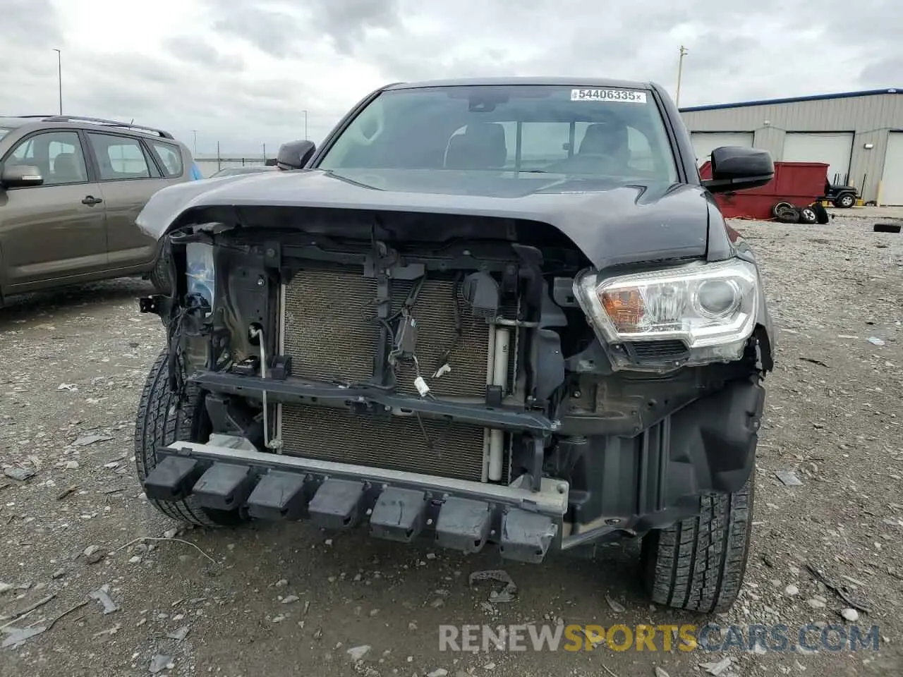 5 Photograph of a damaged car 5TFRX5GN5LX172697 TOYOTA TACOMA 2020