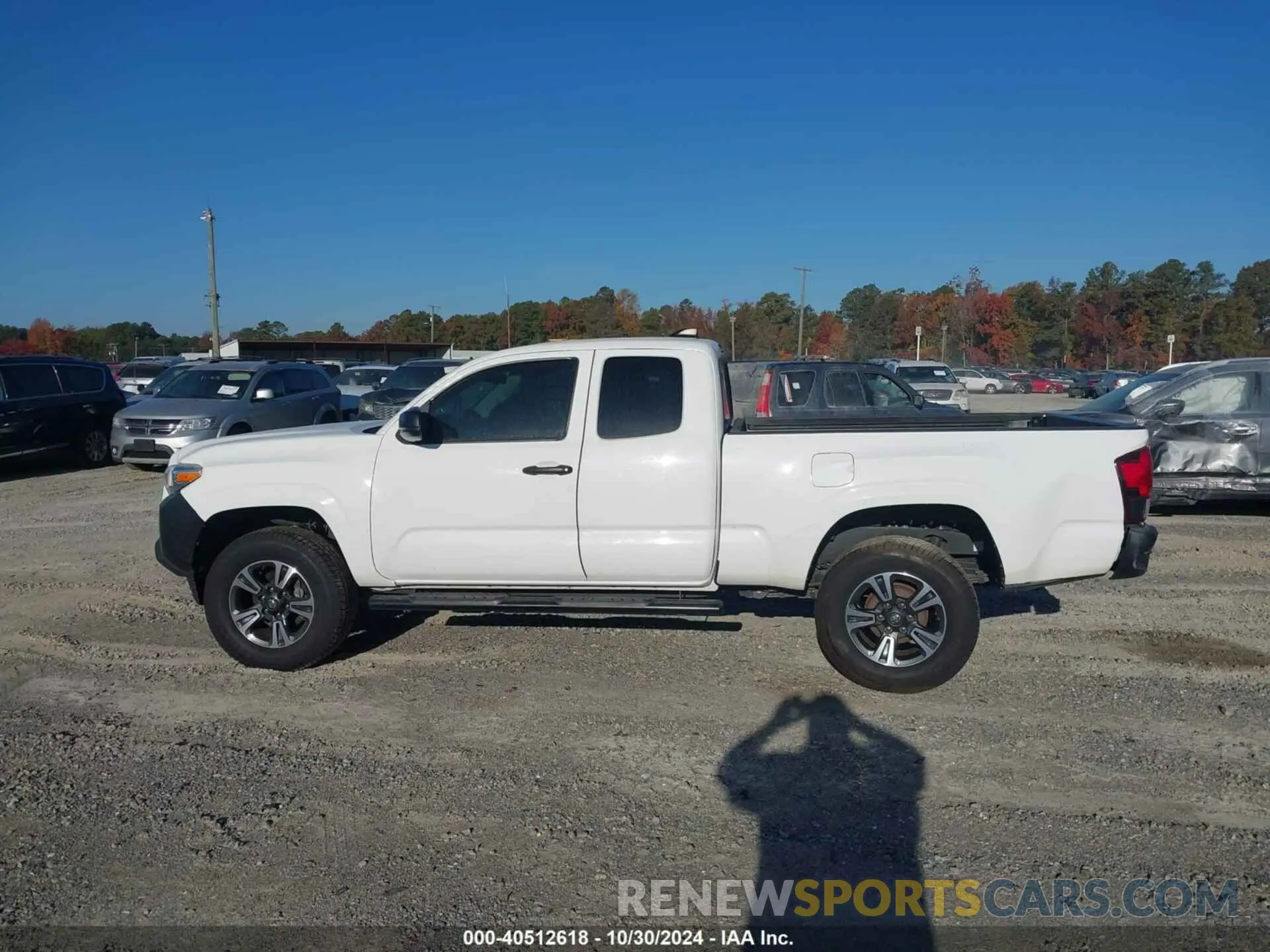 14 Photograph of a damaged car 5TFRX5GN5LX179598 TOYOTA TACOMA 2020
