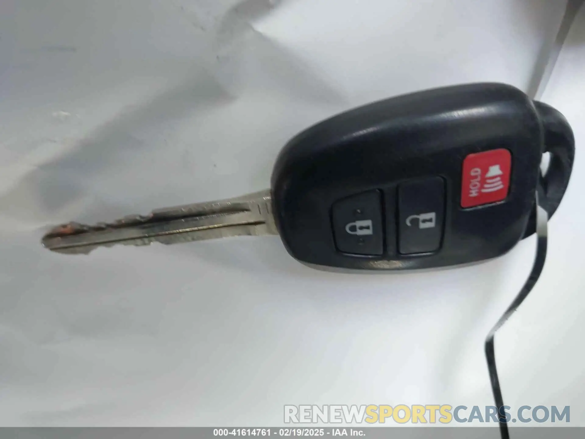 11 Photograph of a damaged car 5TFRX5GN6LX171879 TOYOTA TACOMA 2020