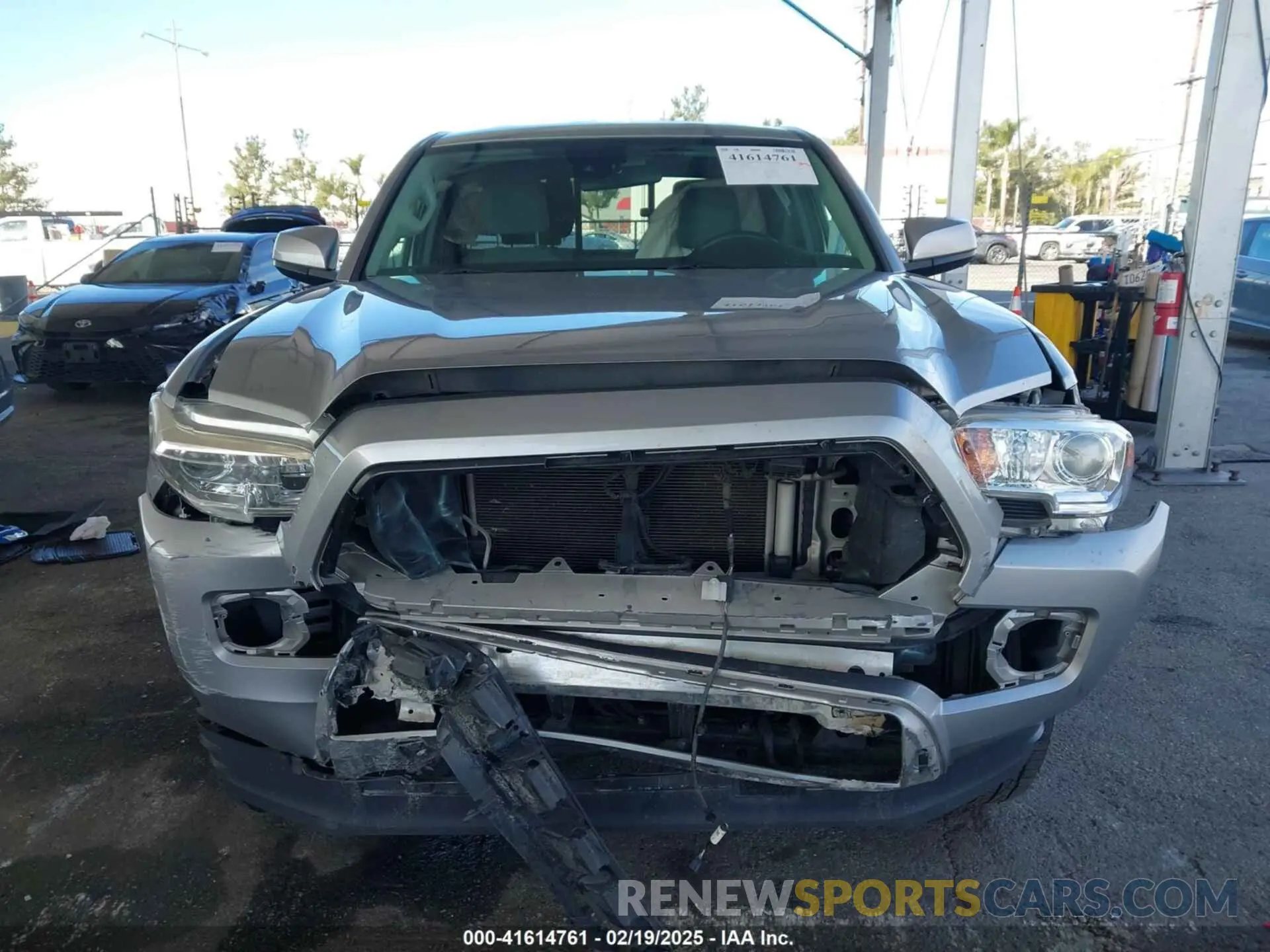 13 Photograph of a damaged car 5TFRX5GN6LX171879 TOYOTA TACOMA 2020