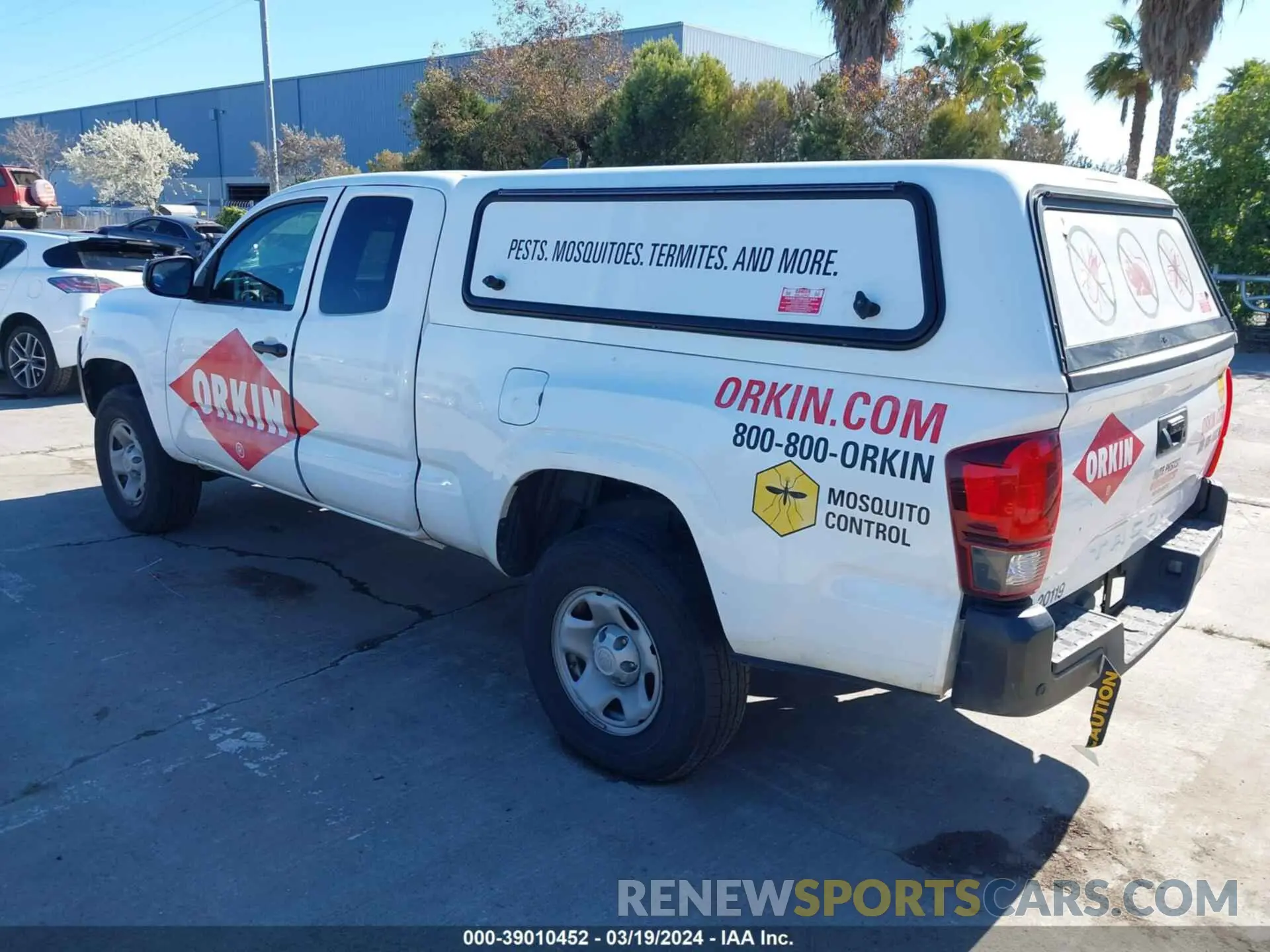 3 Photograph of a damaged car 5TFRX5GN6LX173082 TOYOTA TACOMA 2020