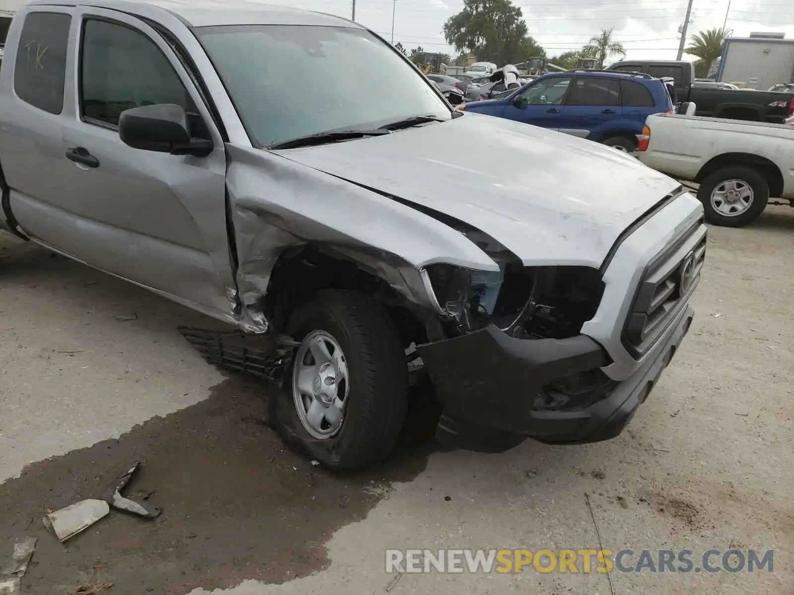 9 Photograph of a damaged car 5TFRX5GN6LX174183 TOYOTA TACOMA 2020