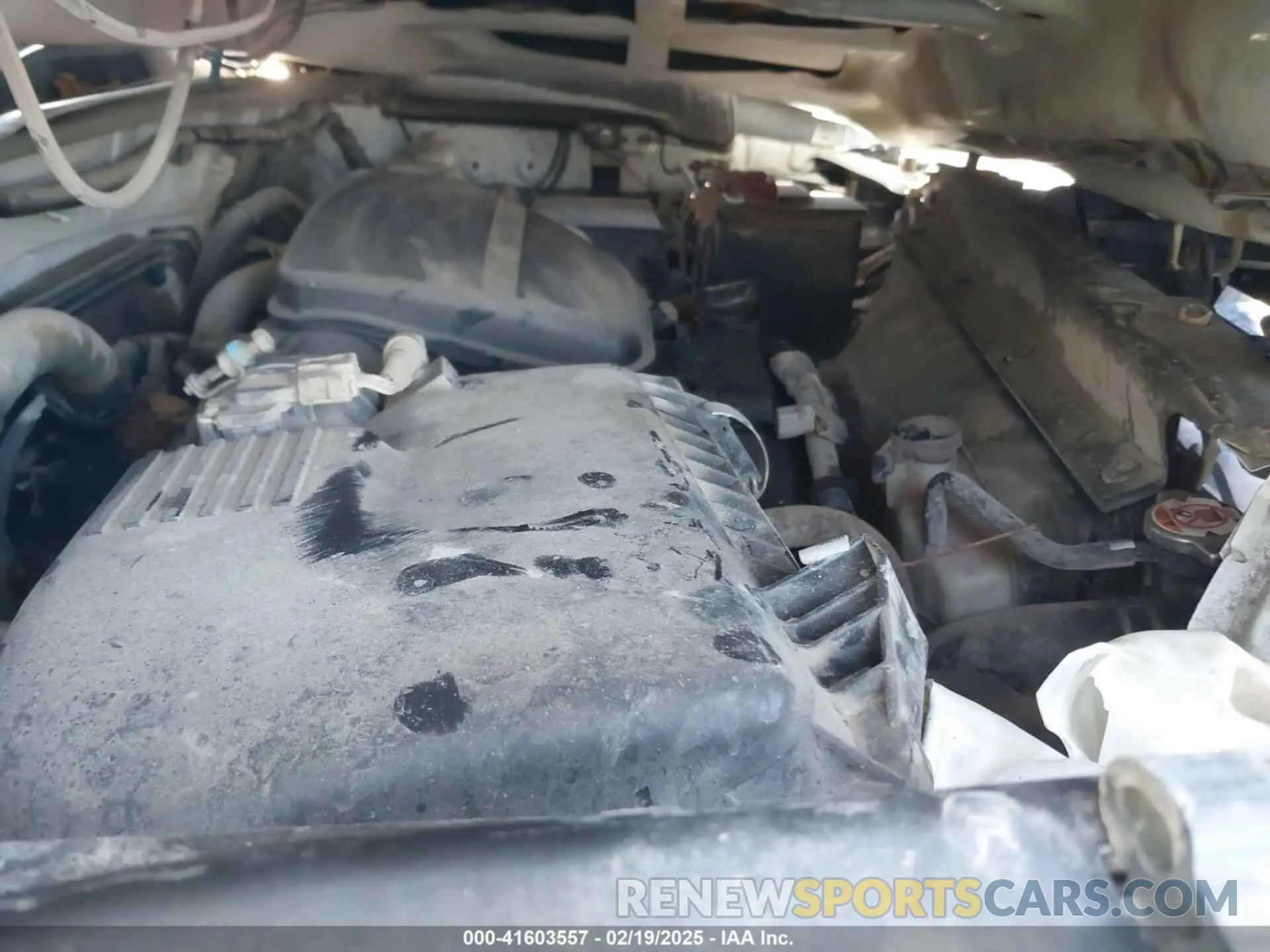 10 Photograph of a damaged car 5TFRX5GN6LX175818 TOYOTA TACOMA 2020