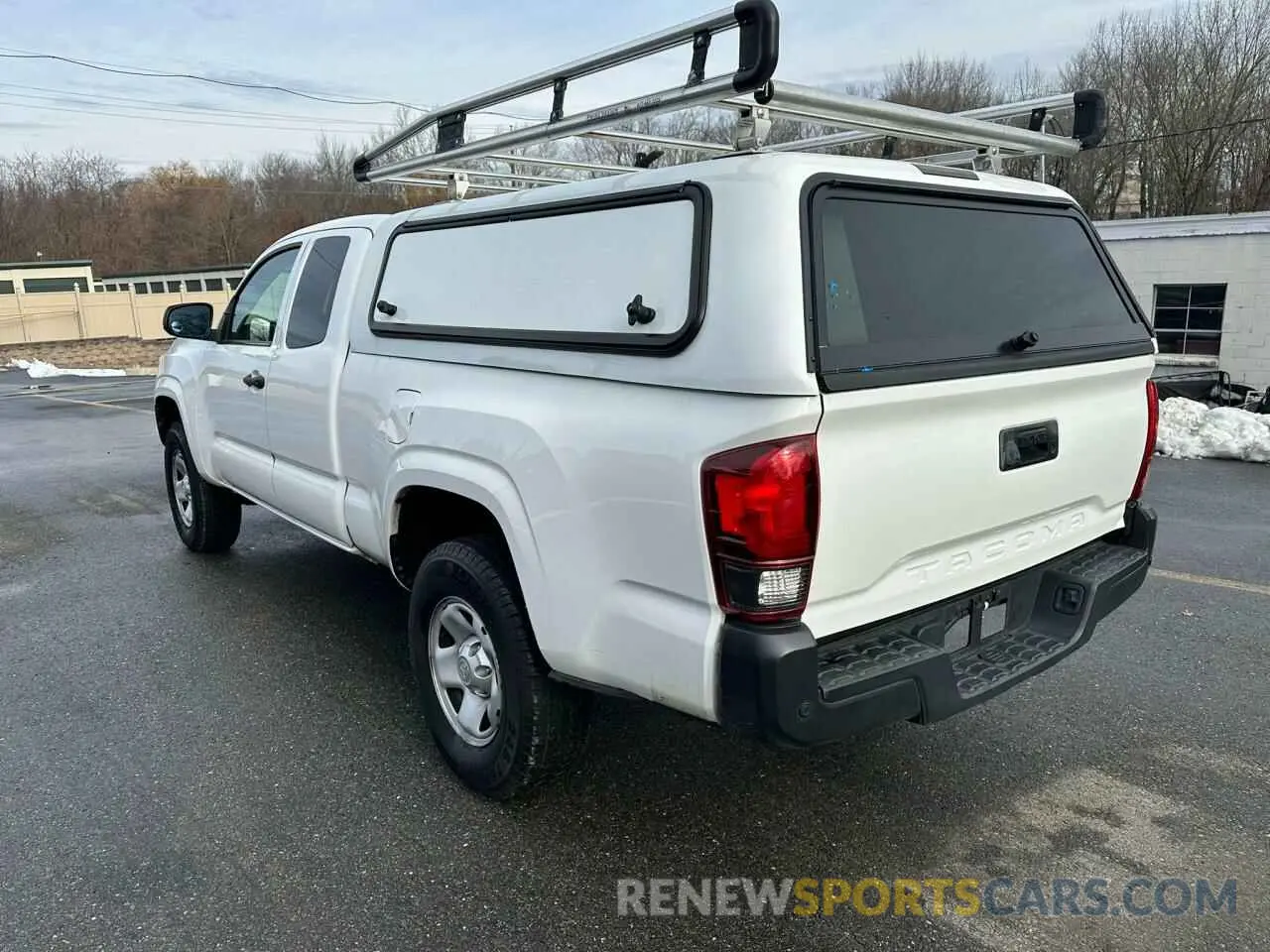 2 Photograph of a damaged car 5TFRX5GN6LX179383 TOYOTA TACOMA 2020
