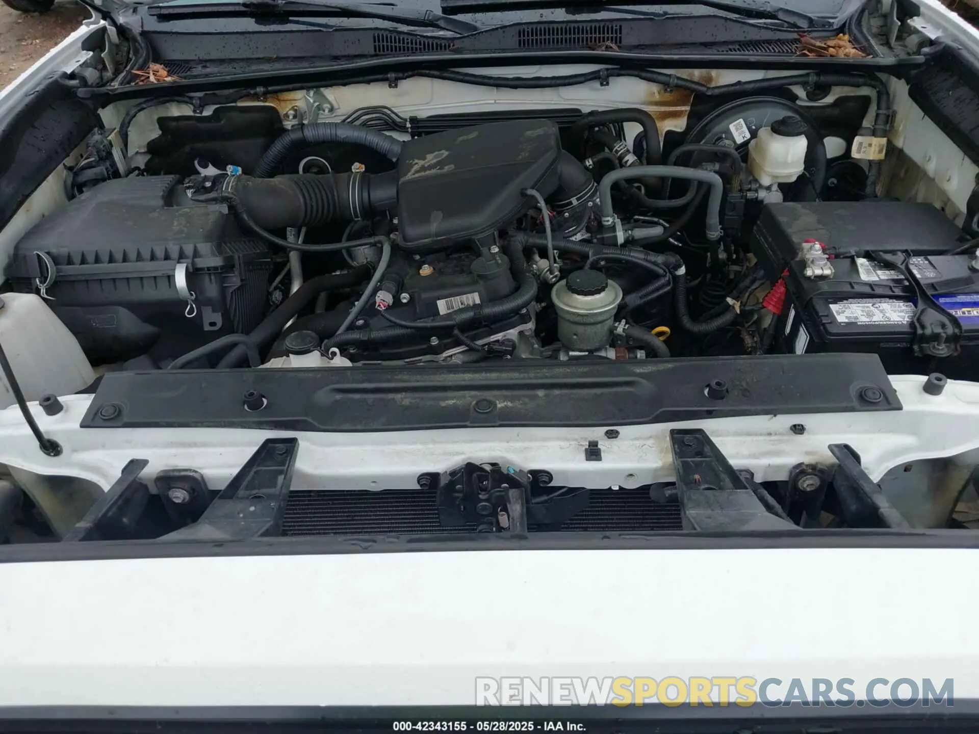10 Photograph of a damaged car 5TFRX5GN6LX180680 TOYOTA TACOMA 2020
