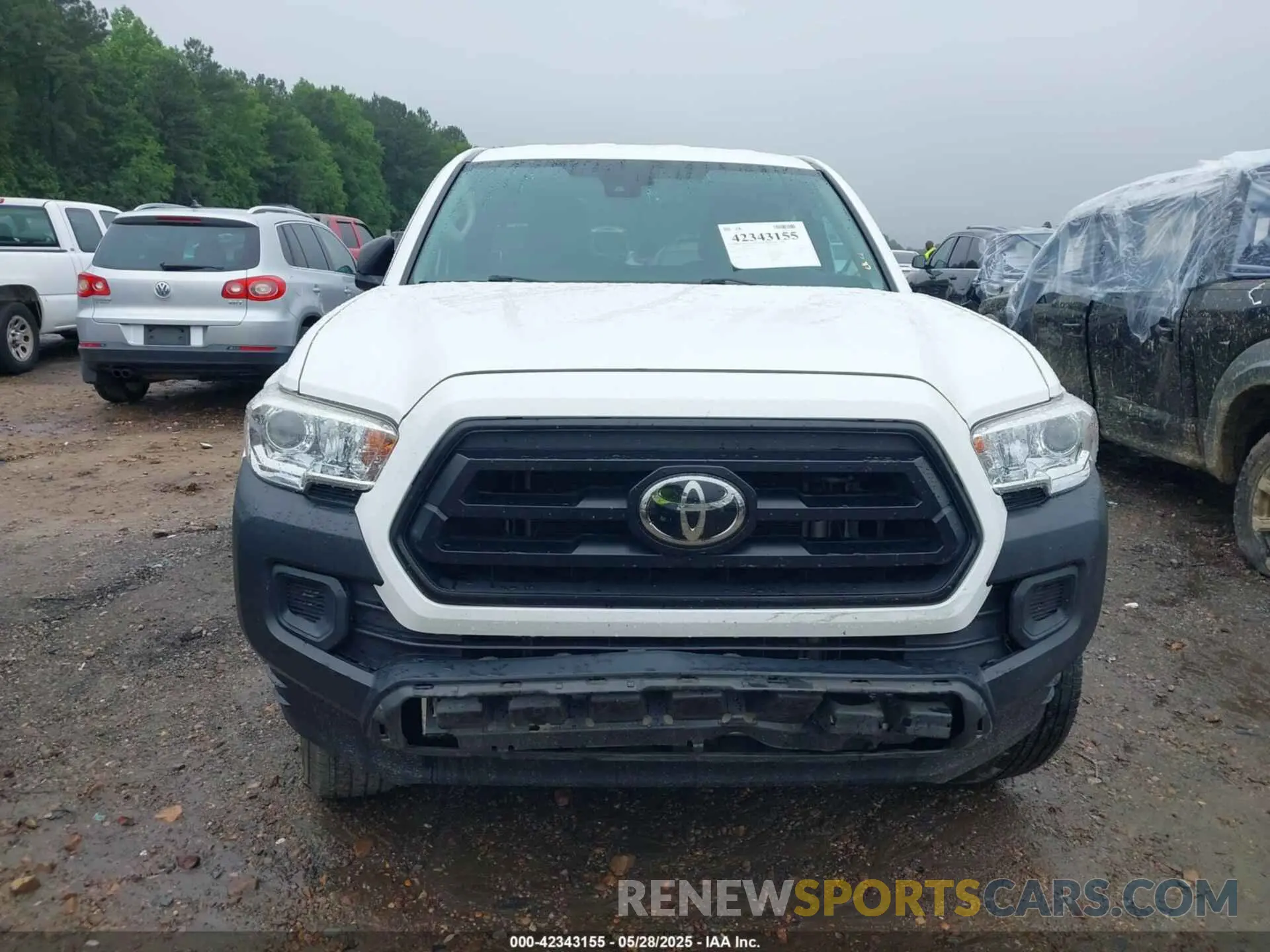 12 Photograph of a damaged car 5TFRX5GN6LX180680 TOYOTA TACOMA 2020