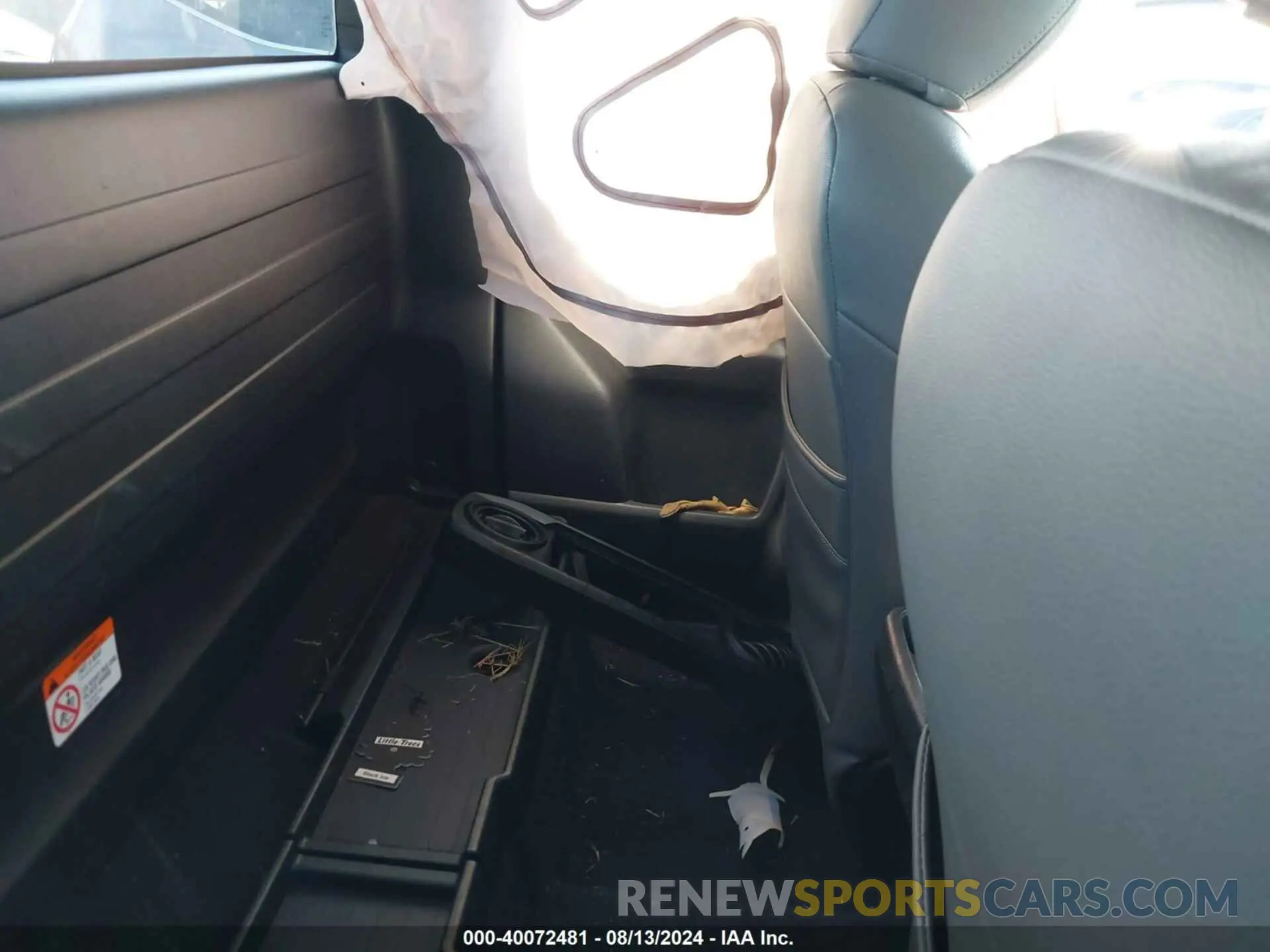 8 Photograph of a damaged car 5TFRX5GN8LX177389 TOYOTA TACOMA 2020