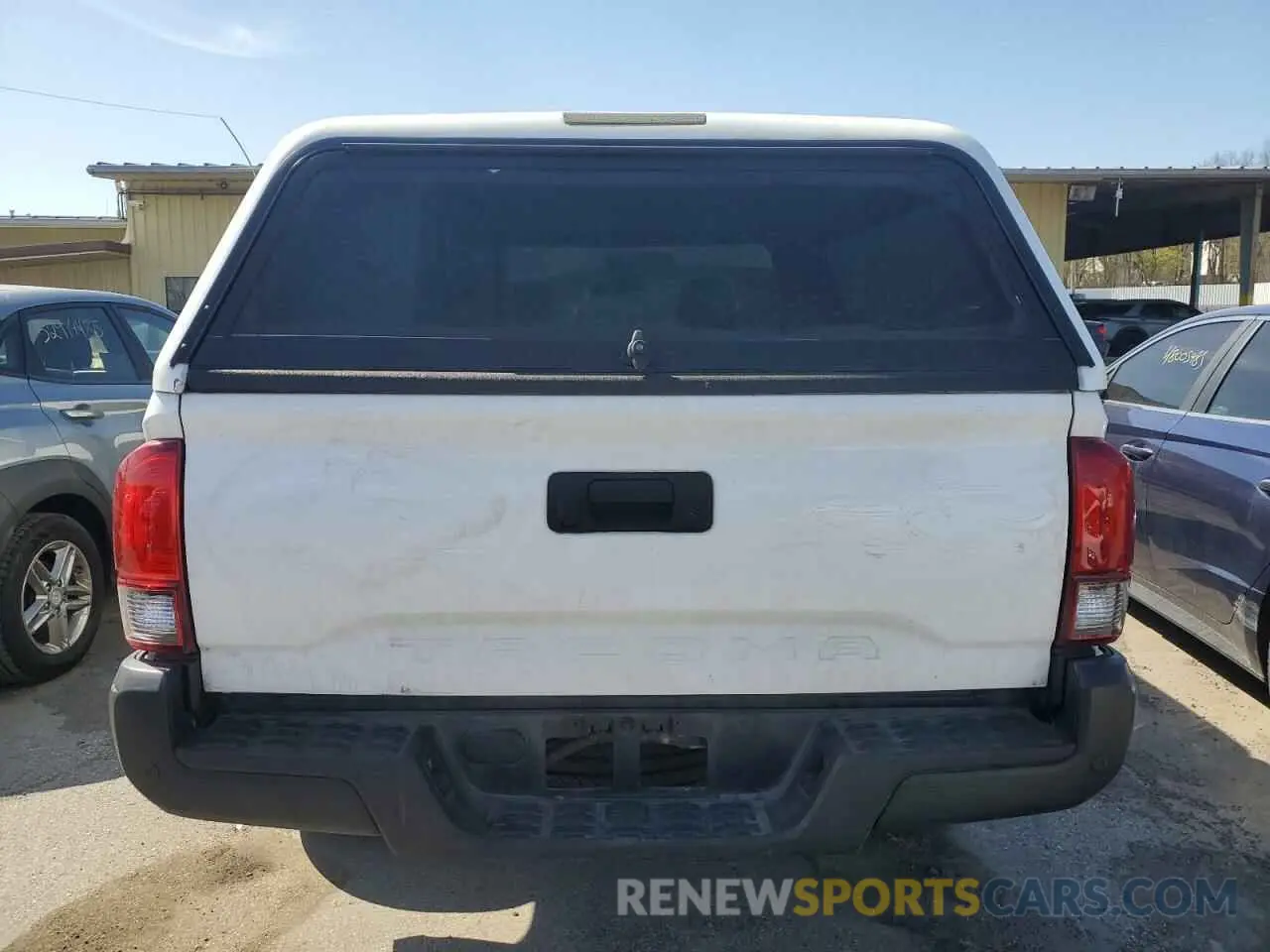 6 Photograph of a damaged car 5TFRX5GN9LX172895 TOYOTA TACOMA 2020