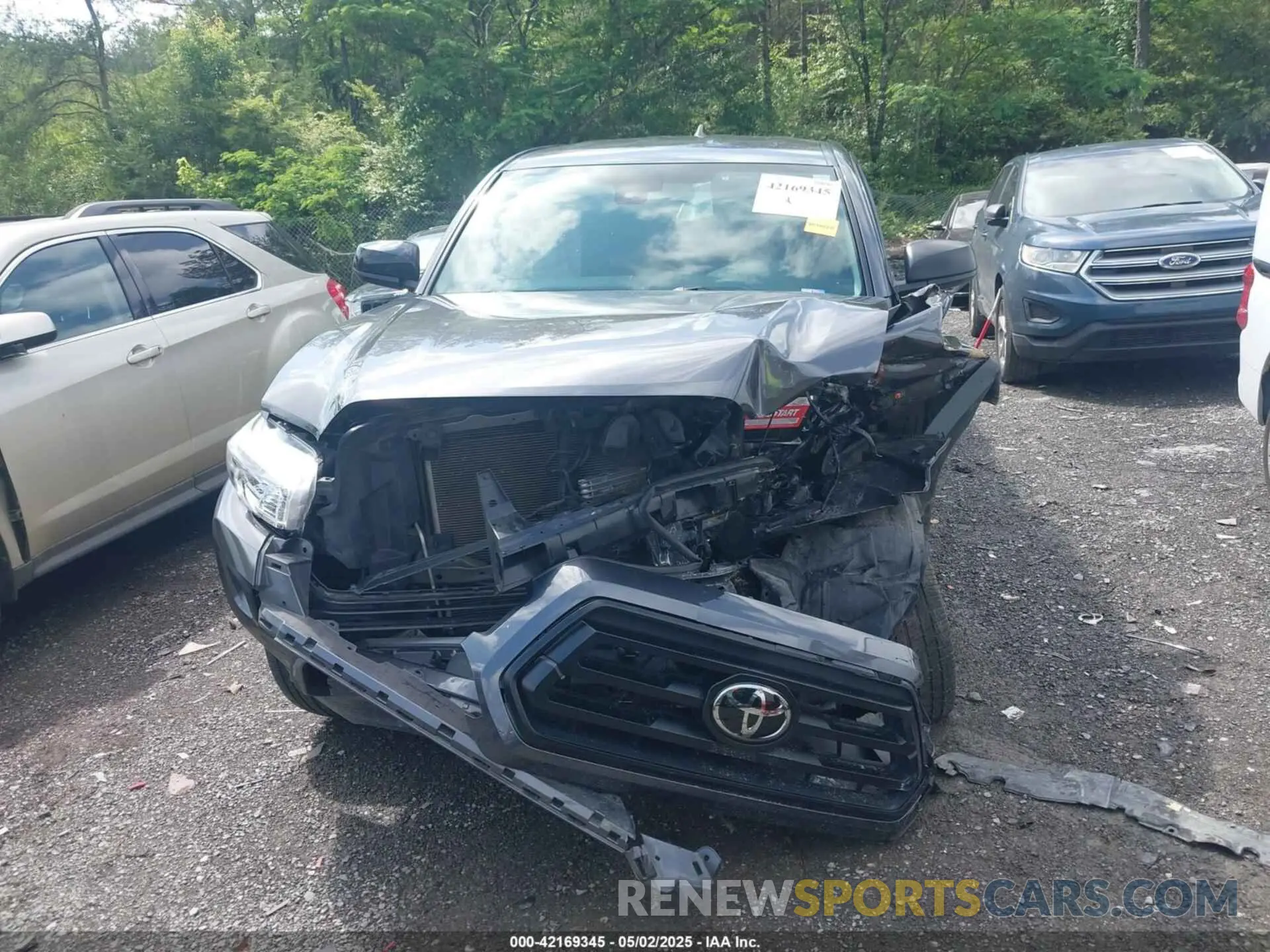 12 Photograph of a damaged car 5TFRZ5CN0LX088271 TOYOTA TACOMA 2020