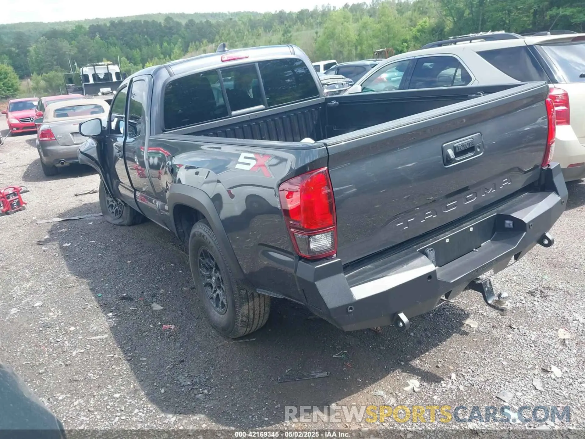 3 Photograph of a damaged car 5TFRZ5CN0LX088271 TOYOTA TACOMA 2020