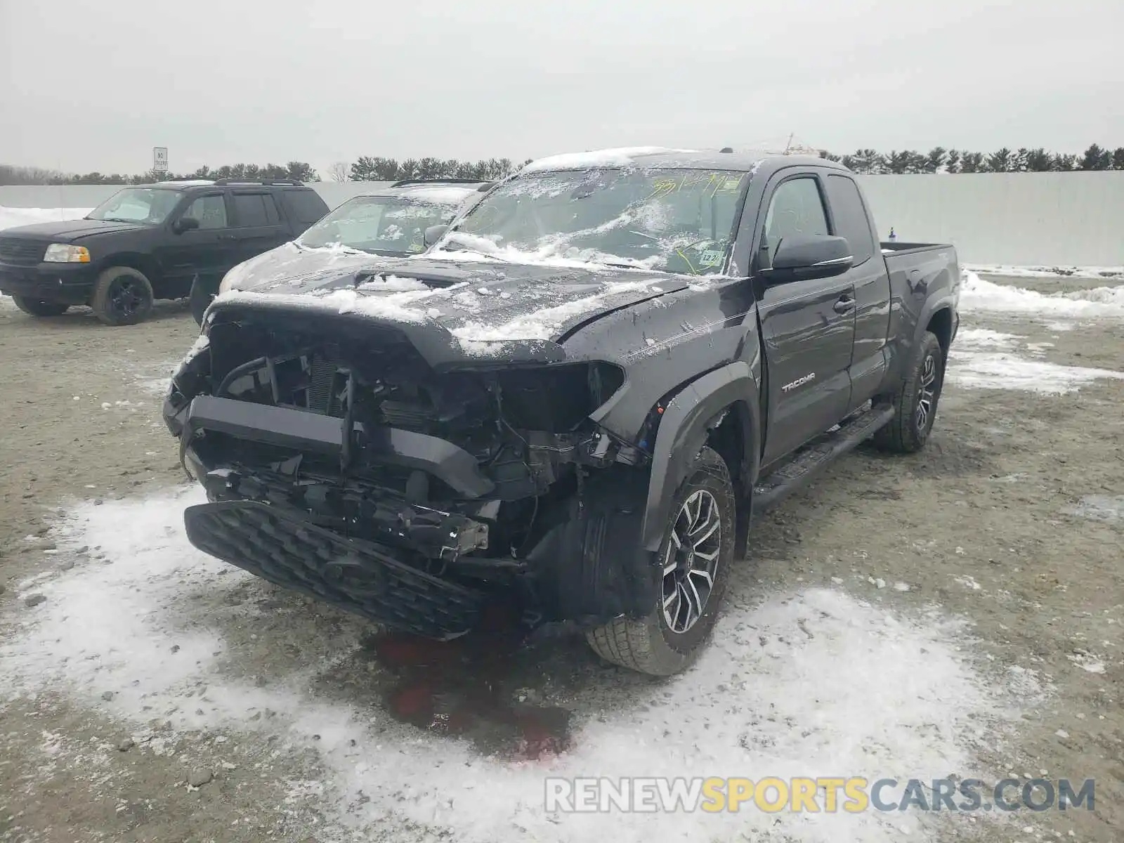 2 Photograph of a damaged car 5TFSZ5AN1LX216649 TOYOTA TACOMA 2020