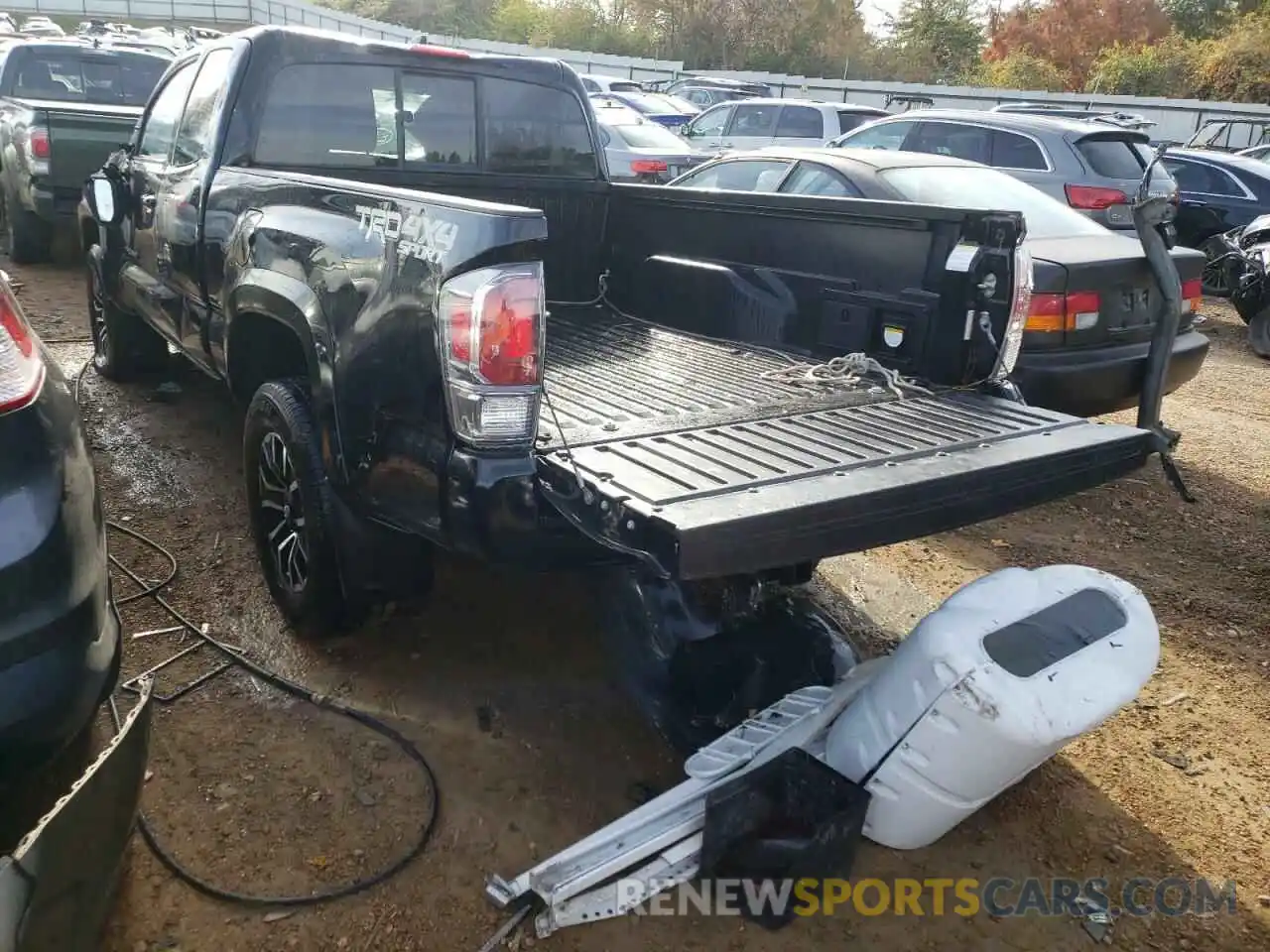 3 Photograph of a damaged car 5TFSZ5AN2LX219110 TOYOTA TACOMA 2020