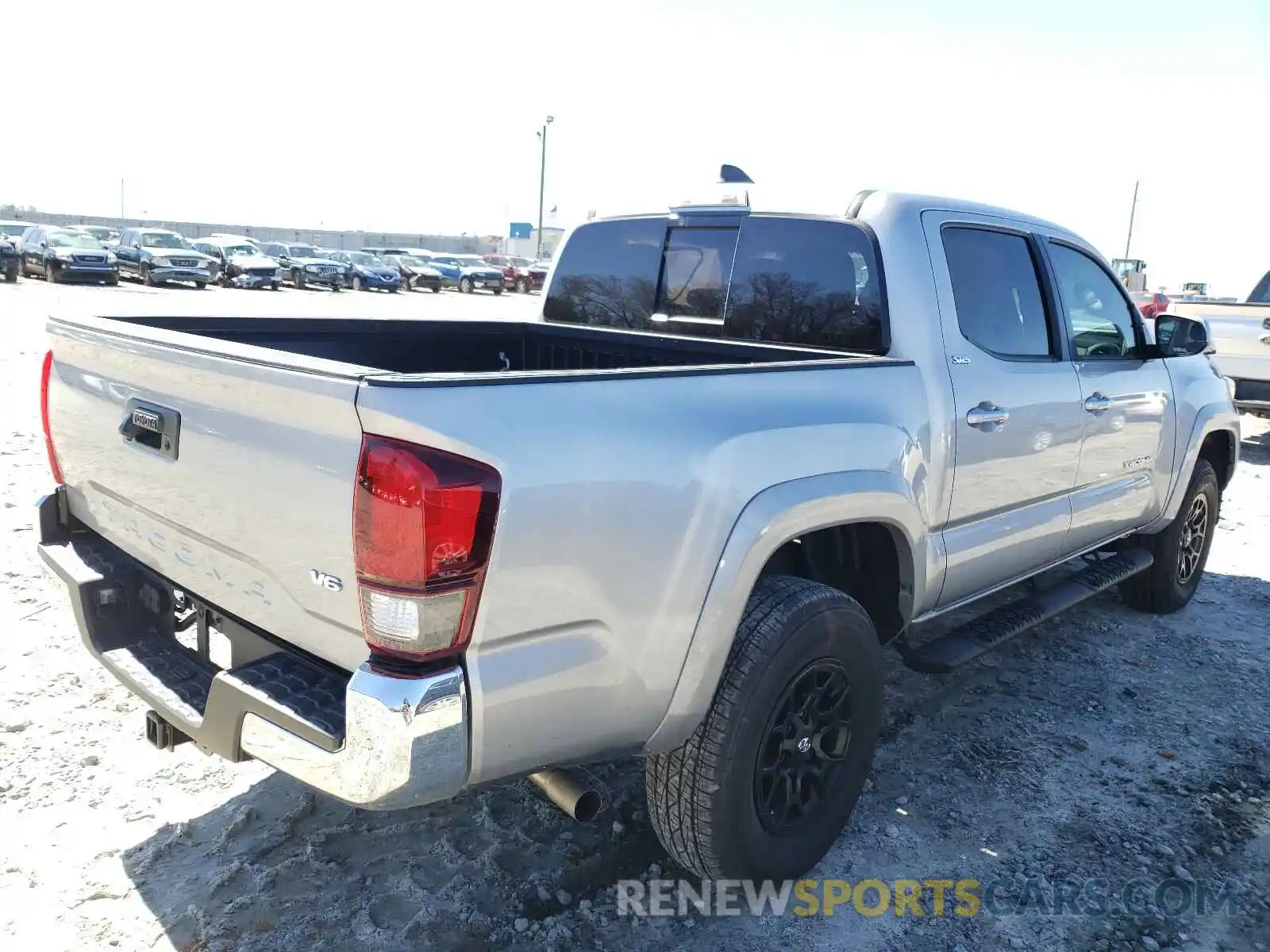 4 Photograph of a damaged car 3TMAZ5CN0MM140468 TOYOTA TACOMA 2021