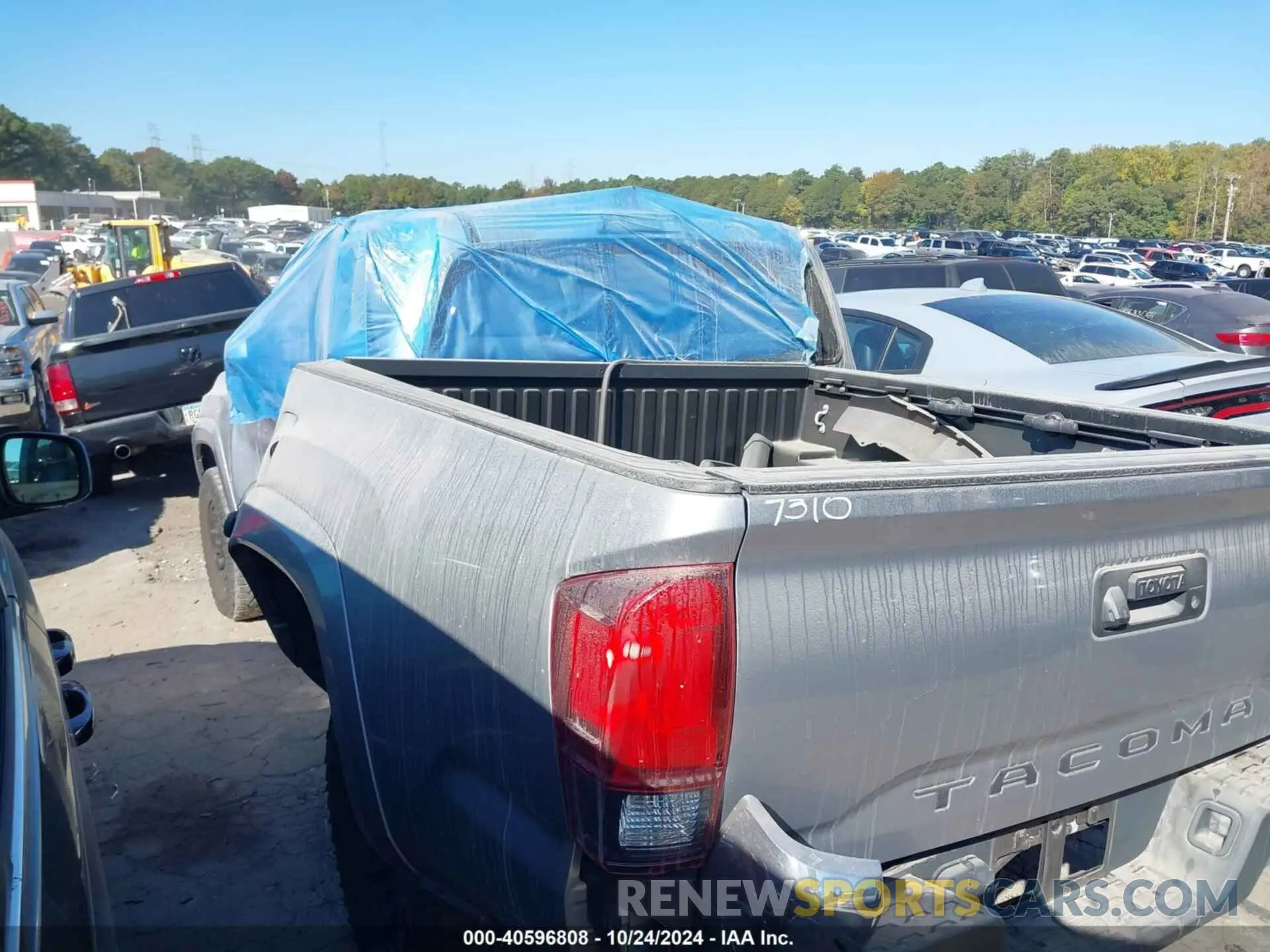 3 Photograph of a damaged car 3TMAZ5CN0MM147310 TOYOTA TACOMA 2021