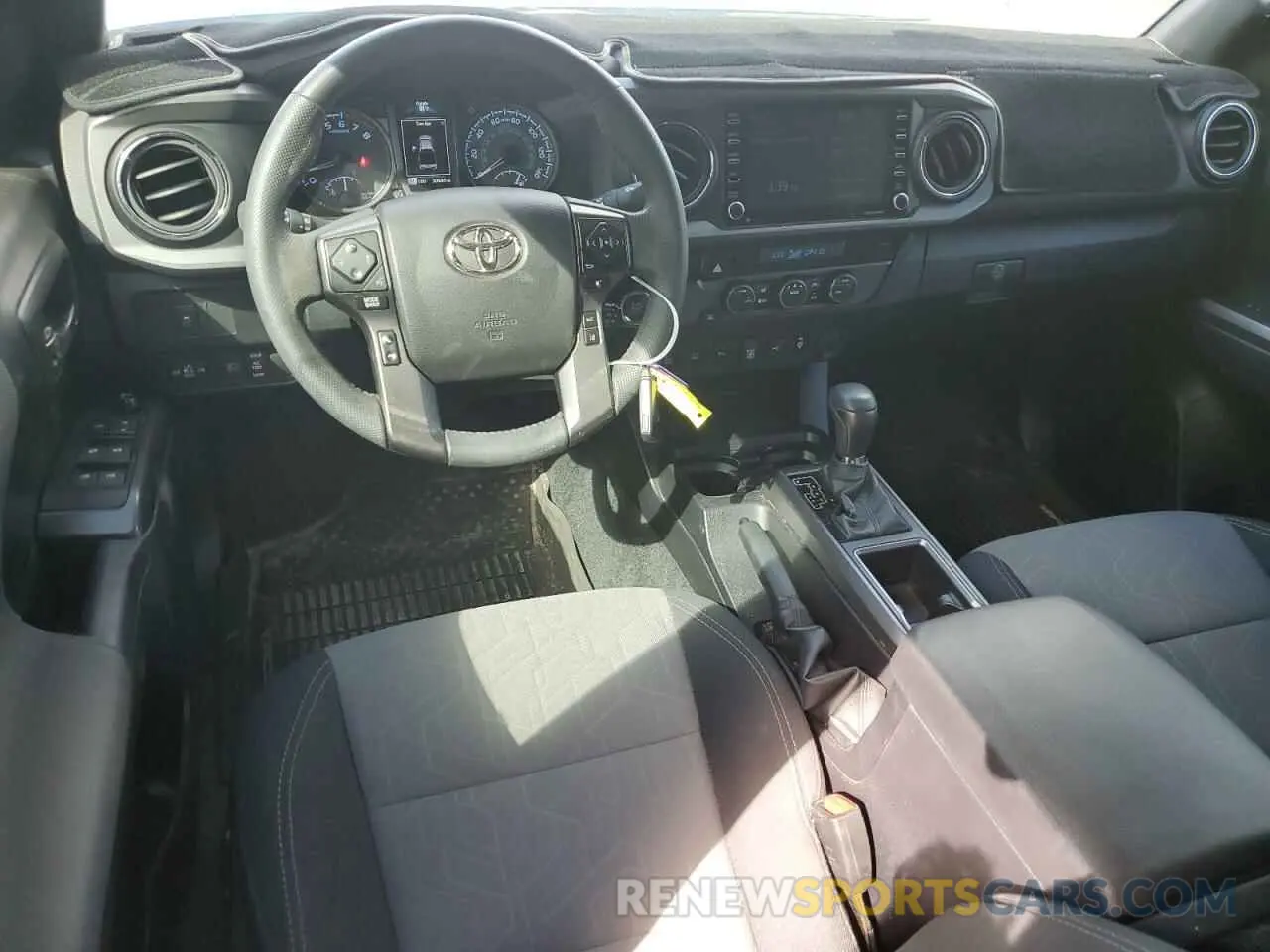 8 Photograph of a damaged car 3TMAZ5CN1MM150832 TOYOTA TACOMA 2021