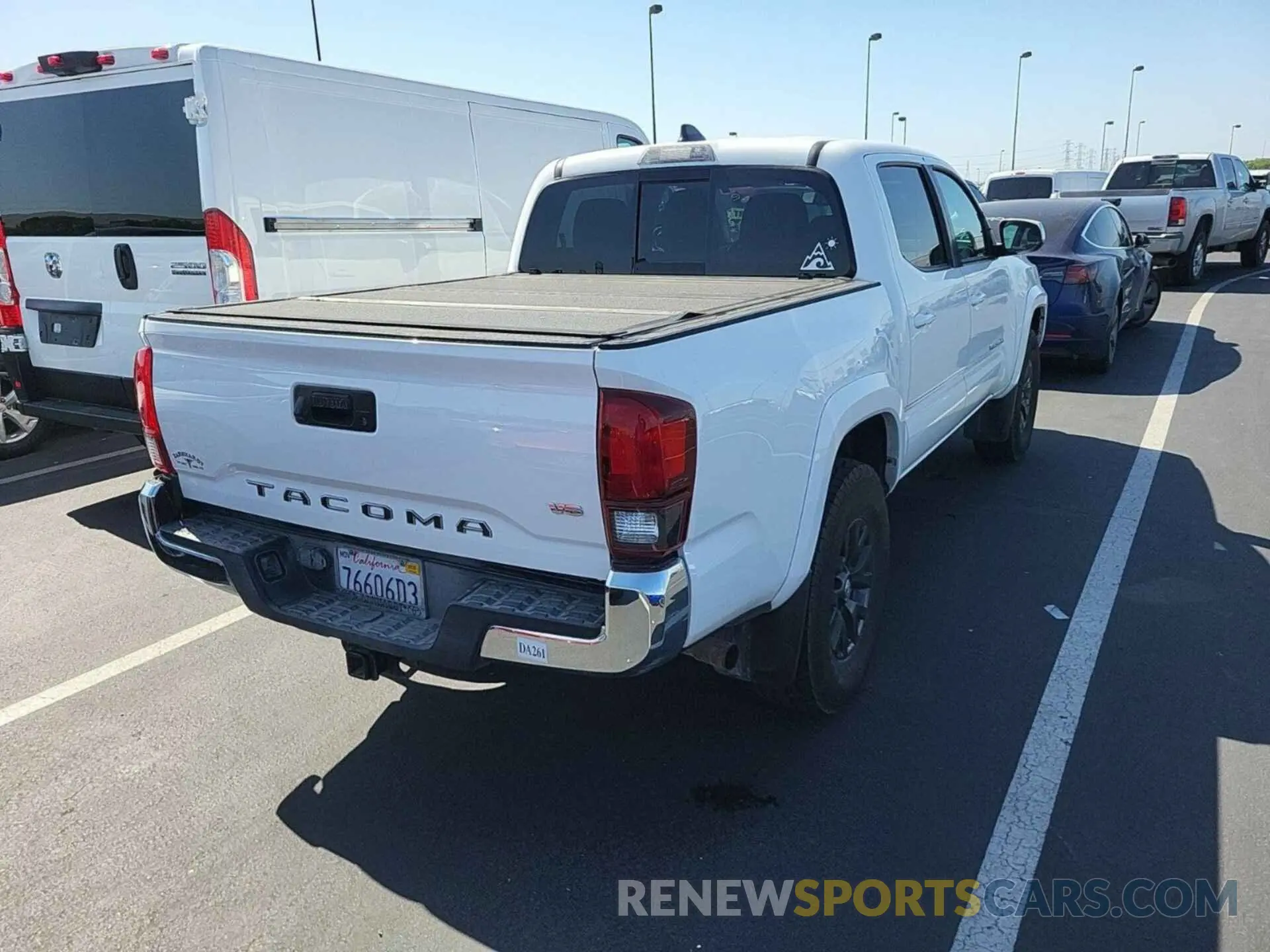 7 Photograph of a damaged car 3TMAZ5CN2MM143310 TOYOTA TACOMA 2021