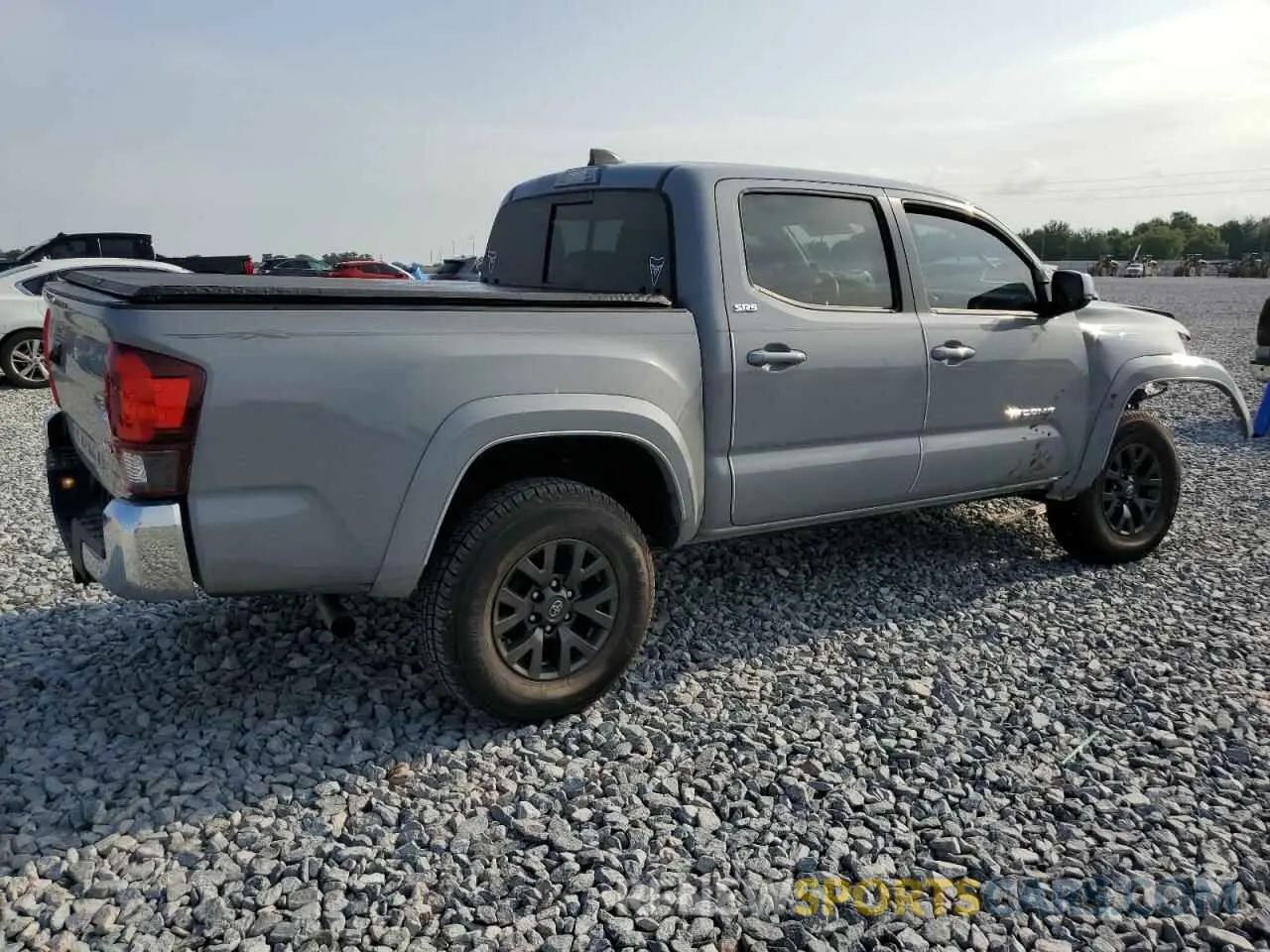 3 Photograph of a damaged car 3TMAZ5CN2MM148474 TOYOTA TACOMA 2021