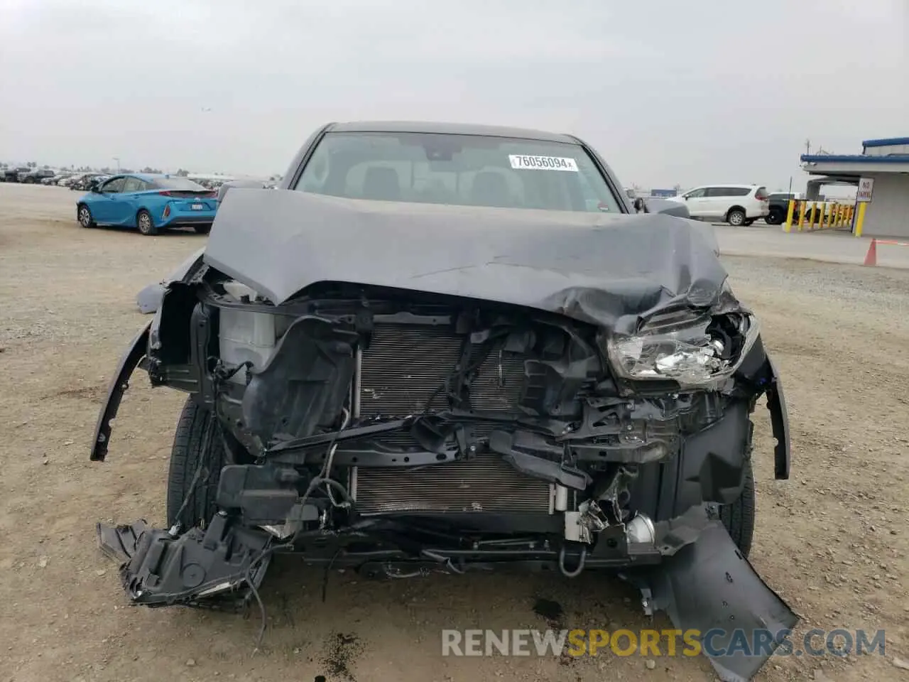 5 Photograph of a damaged car 3TMAZ5CN3MM141971 TOYOTA TACOMA 2021