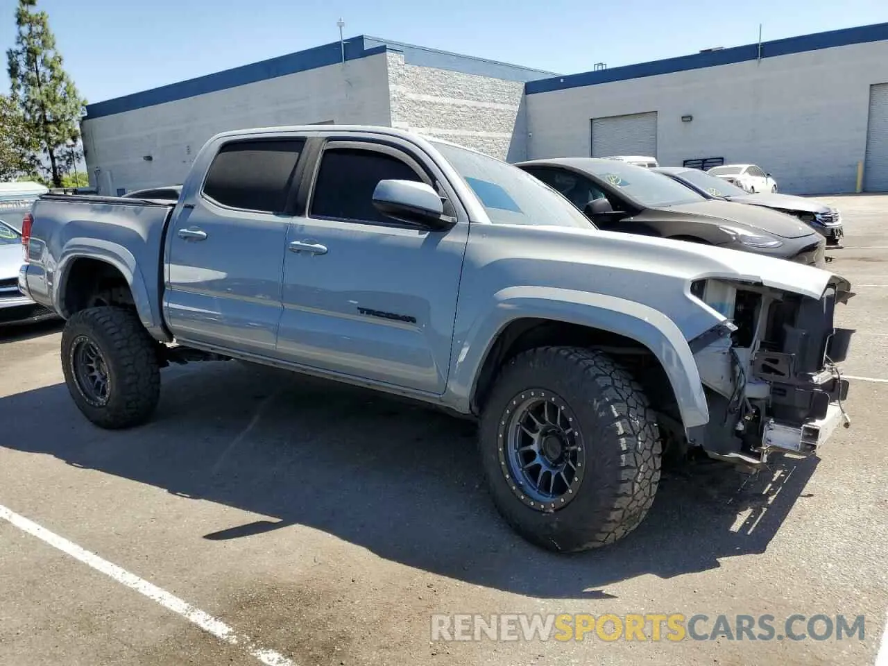 4 Photograph of a damaged car 3TMAZ5CN3MM144840 TOYOTA TACOMA 2021