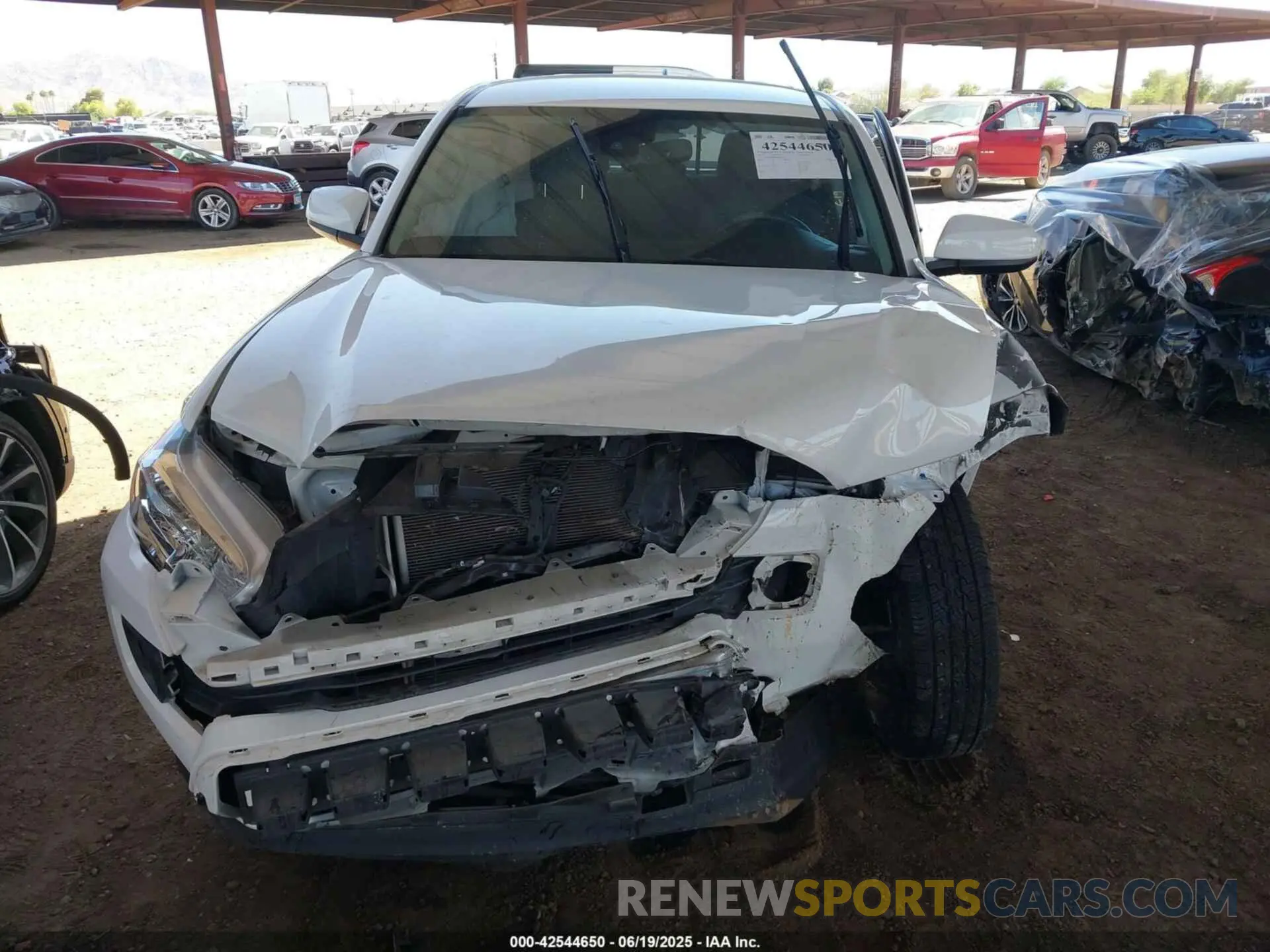 12 Photograph of a damaged car 3TMAZ5CN4MM144667 TOYOTA TACOMA 2021