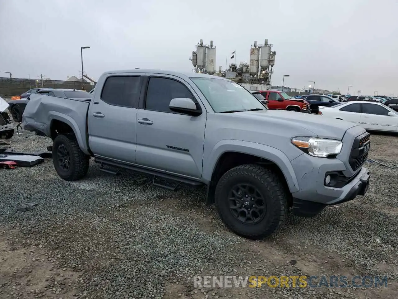 4 Photograph of a damaged car 3TMAZ5CN4MM147827 TOYOTA TACOMA 2021