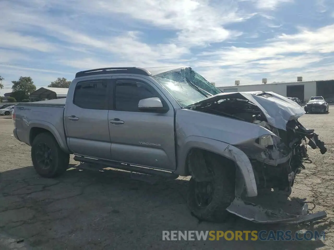 4 Photograph of a damaged car 3TMAZ5CN4MM156060 TOYOTA TACOMA 2021