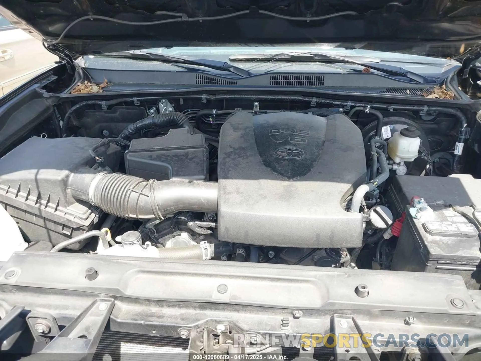 10 Photograph of a damaged car 3TMAZ5CN4MM158021 TOYOTA TACOMA 2021