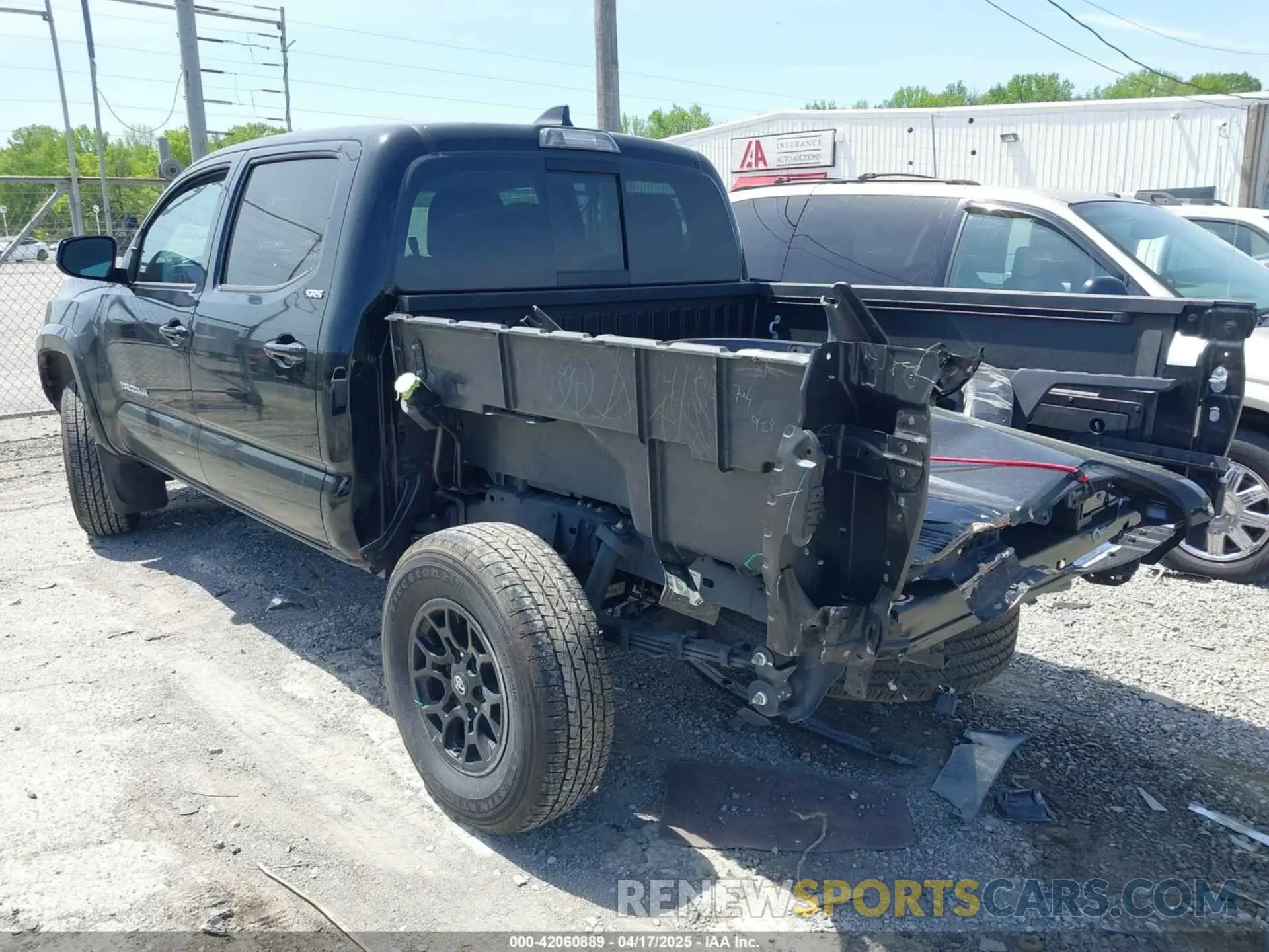 3 Photograph of a damaged car 3TMAZ5CN4MM158021 TOYOTA TACOMA 2021