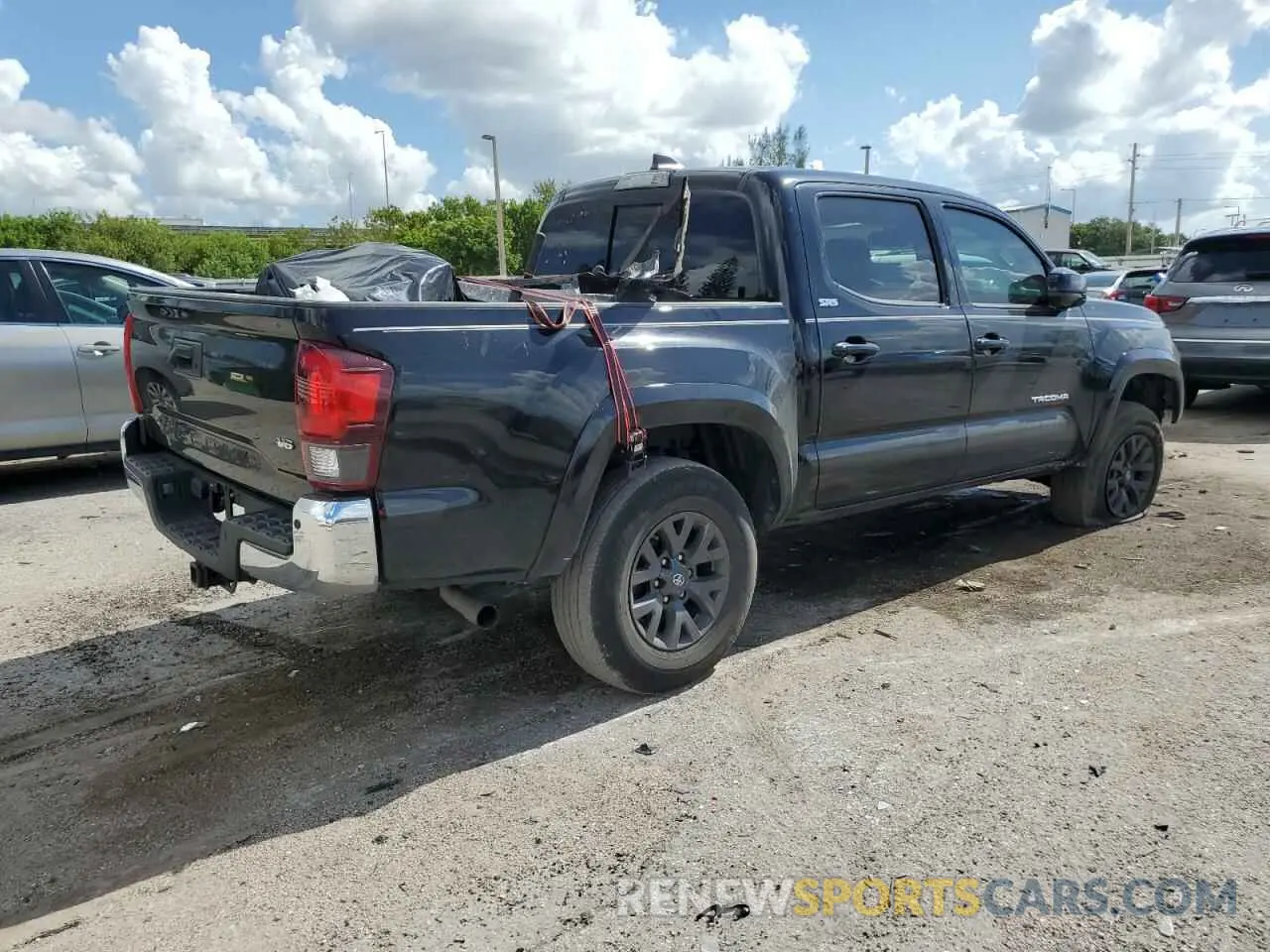 3 Photograph of a damaged car 3TMAZ5CN6MM141981 TOYOTA TACOMA 2021