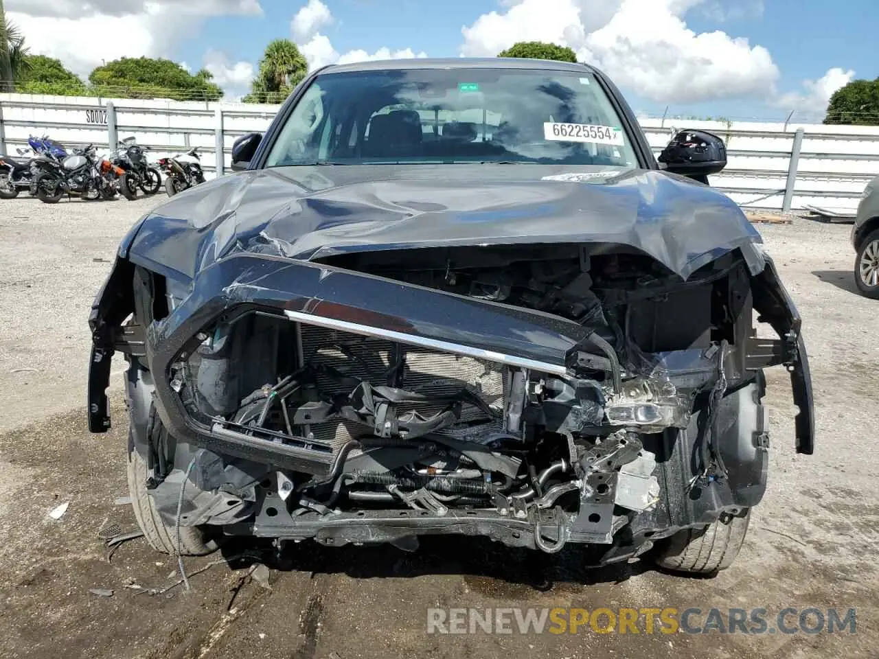5 Photograph of a damaged car 3TMAZ5CN6MM141981 TOYOTA TACOMA 2021