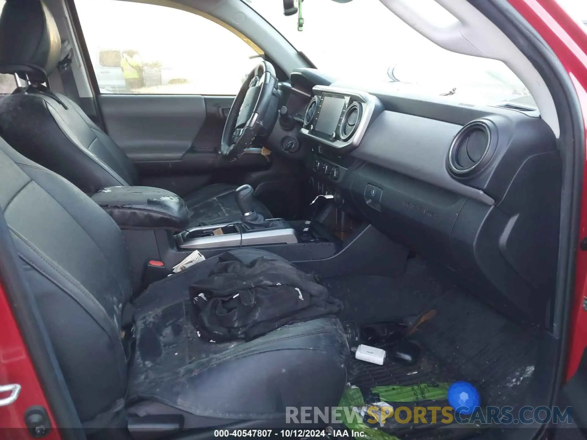 5 Photograph of a damaged car 3TMAZ5CN6MM156626 TOYOTA TACOMA 2021