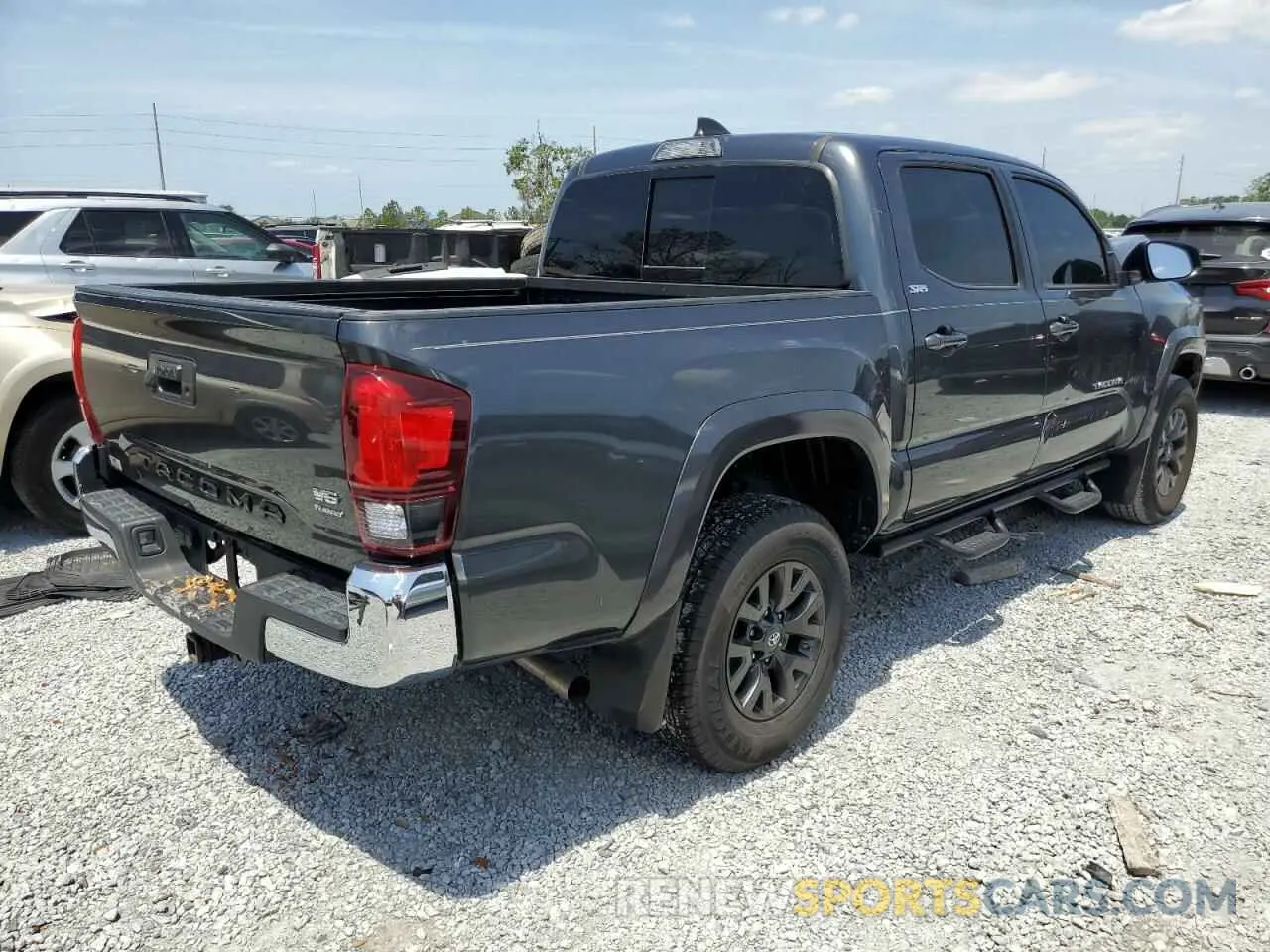 3 Photograph of a damaged car 3TMAZ5CN8MM141755 TOYOTA TACOMA 2021