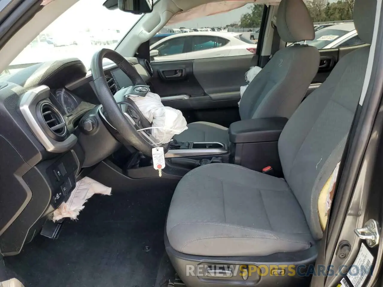 7 Photograph of a damaged car 3TMAZ5CN8MM141755 TOYOTA TACOMA 2021