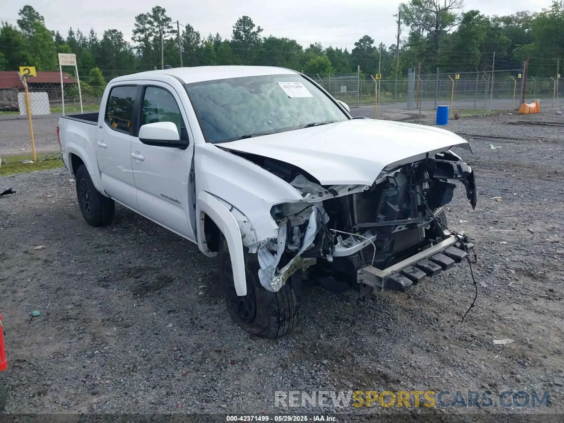 1 Photograph of a damaged car 3TMAZ5CN9MM150996 TOYOTA TACOMA 2021