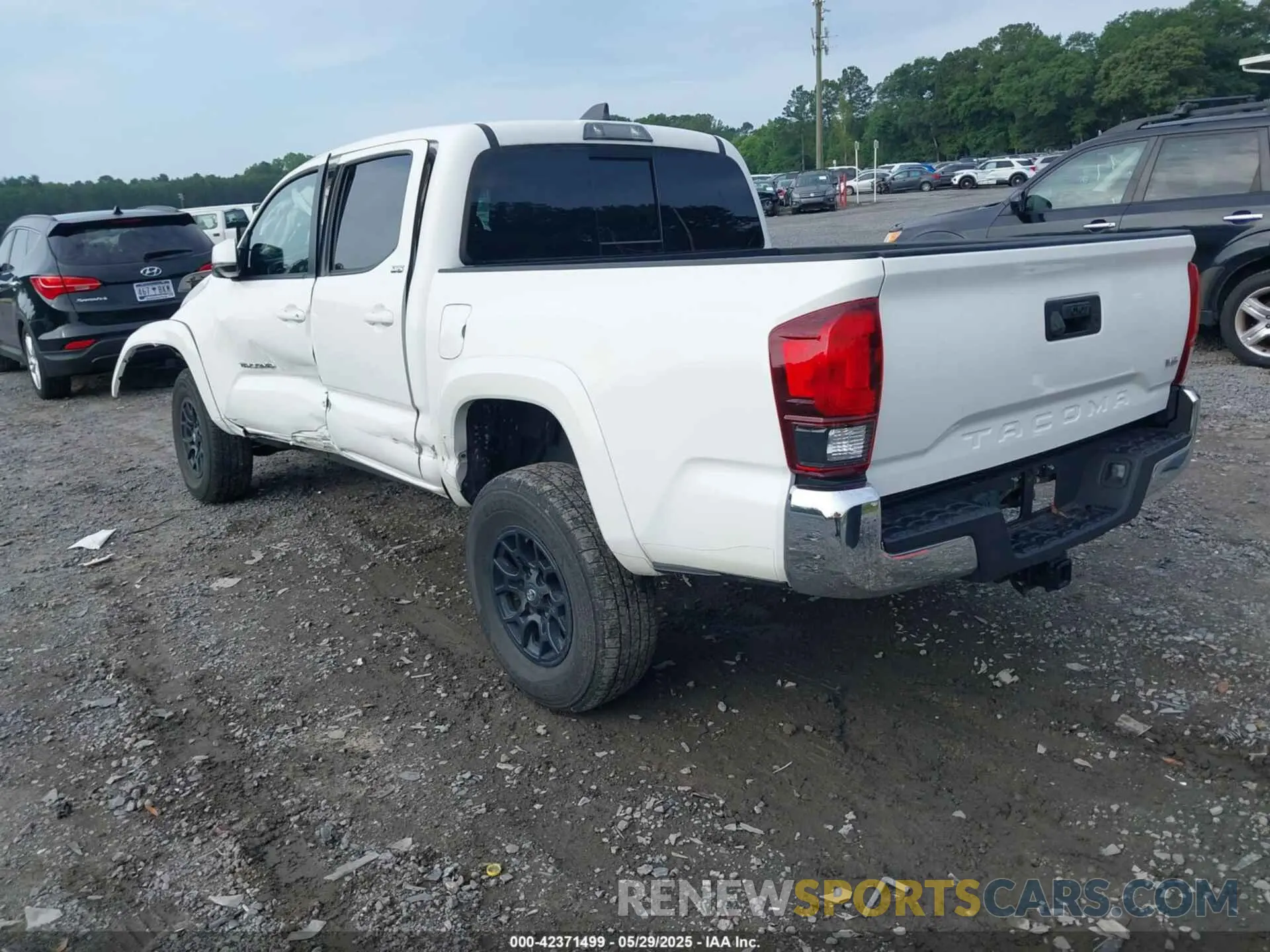 3 Photograph of a damaged car 3TMAZ5CN9MM150996 TOYOTA TACOMA 2021