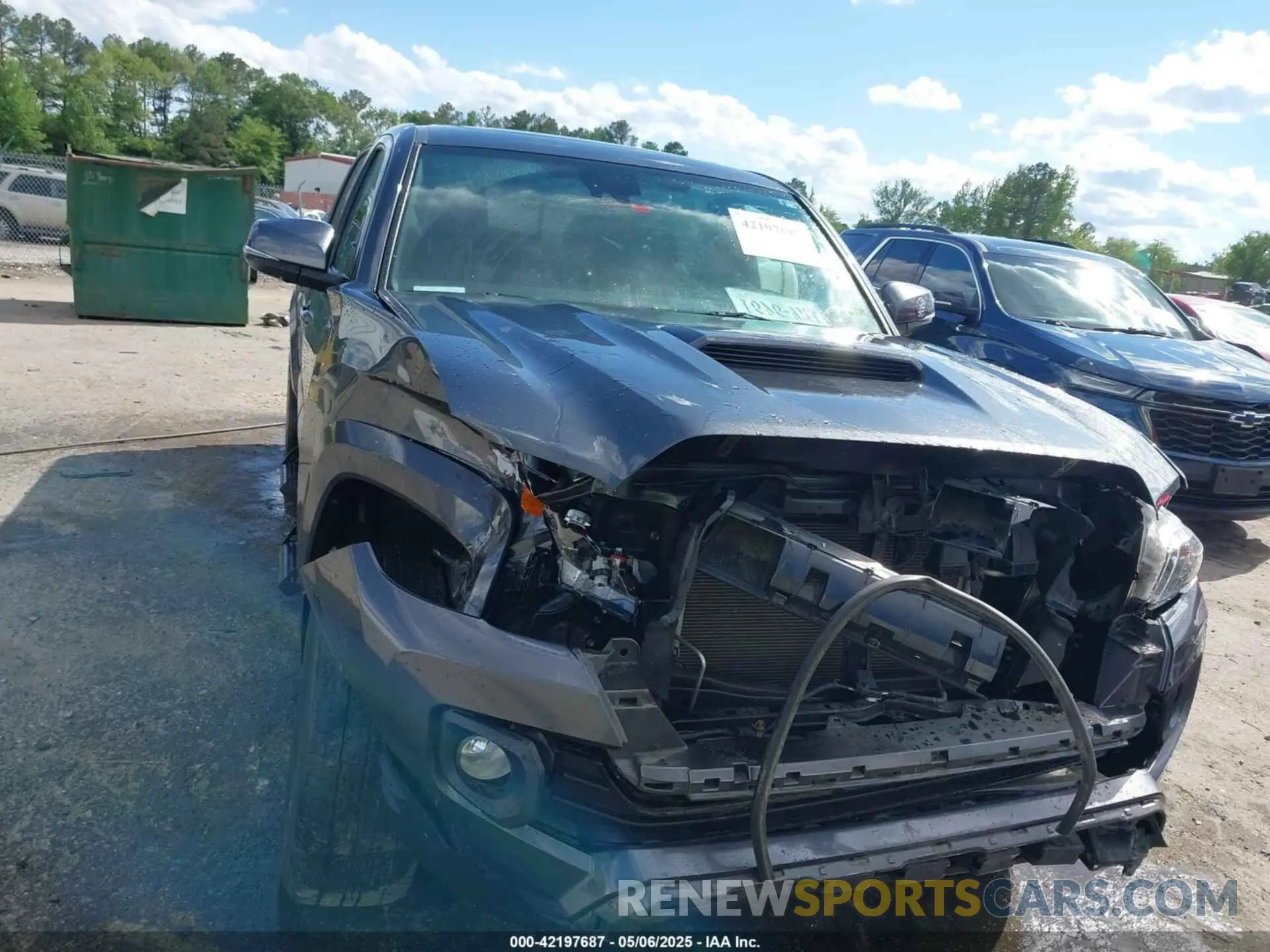 12 Photograph of a damaged car 3TMAZ5CNXMM140512 TOYOTA TACOMA 2021