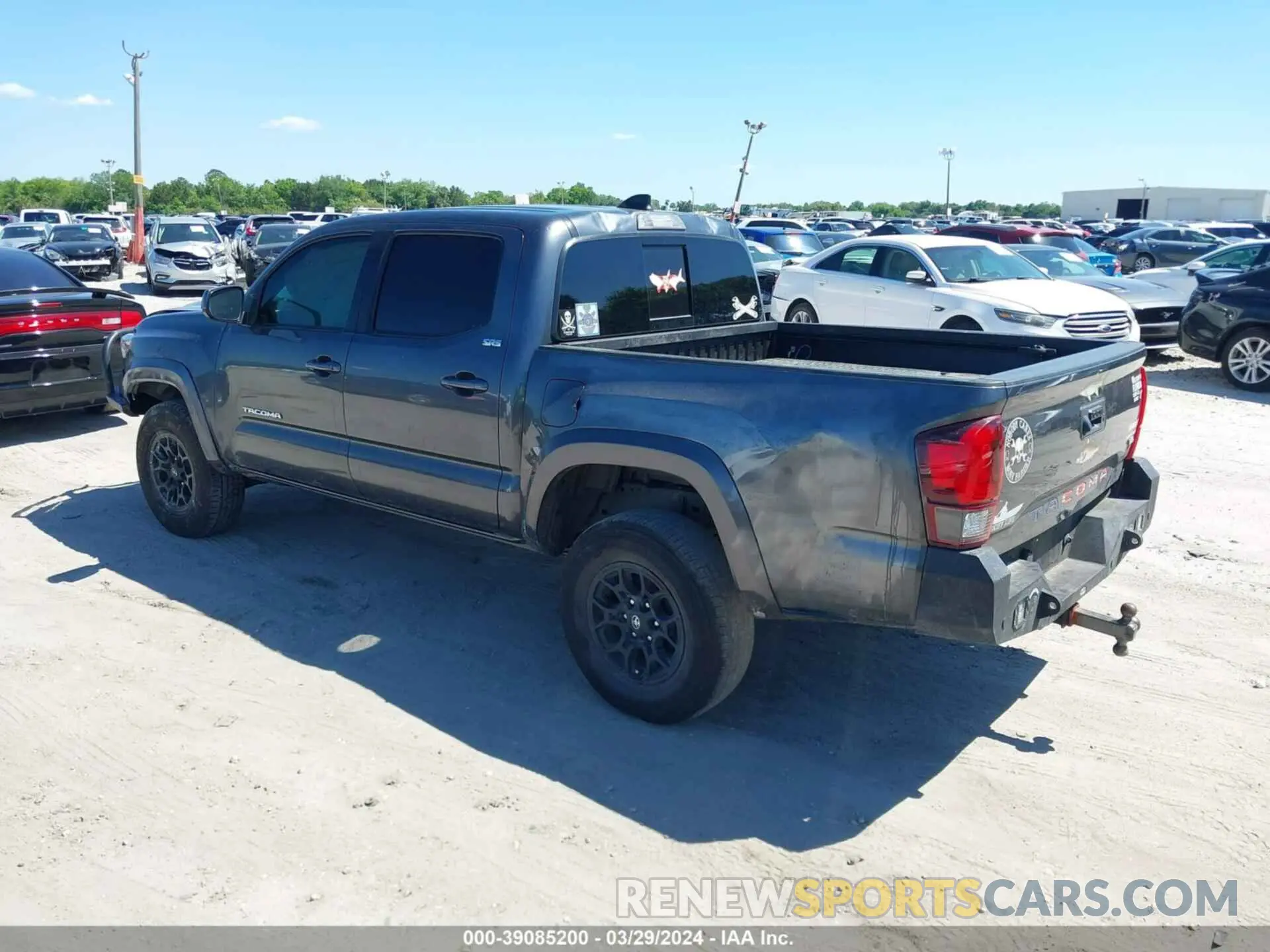 3 Photograph of a damaged car 3TMAZ5CNXMM156757 TOYOTA TACOMA 2021