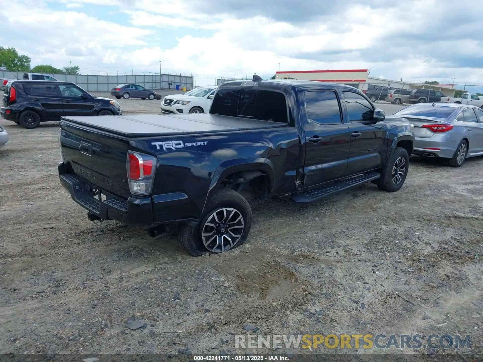 4 Photograph of a damaged car 3TMBZ5DN1MM031813 TOYOTA TACOMA 2021