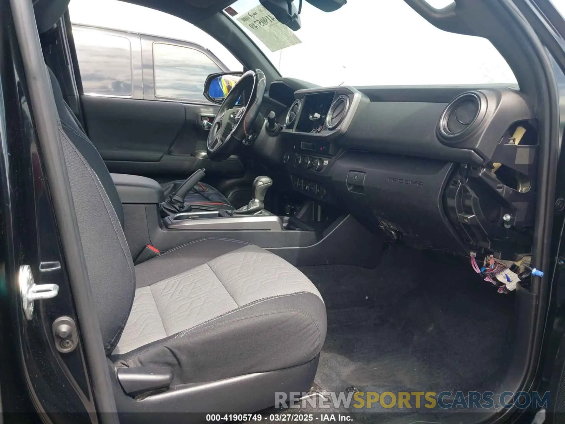 5 Photograph of a damaged car 3TMBZ5DN3MM031912 TOYOTA TACOMA 2021