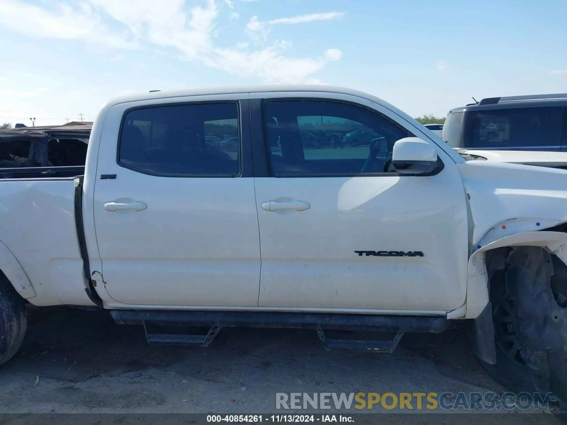 12 Photograph of a damaged car 3TMBZ5DN4MM031398 TOYOTA TACOMA 2021