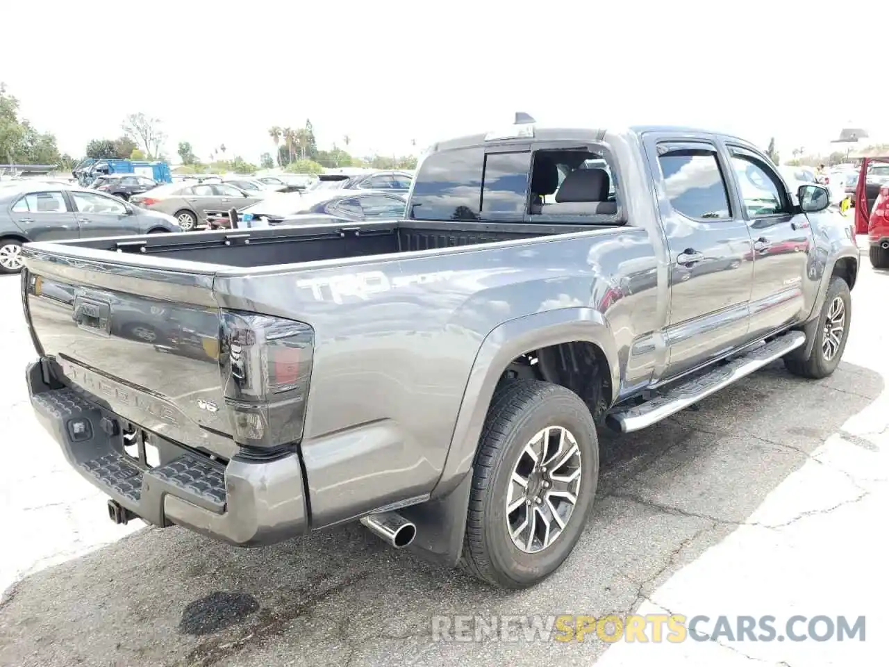 4 Photograph of a damaged car 3TMBZ5DN8MM030786 TOYOTA TACOMA 2021