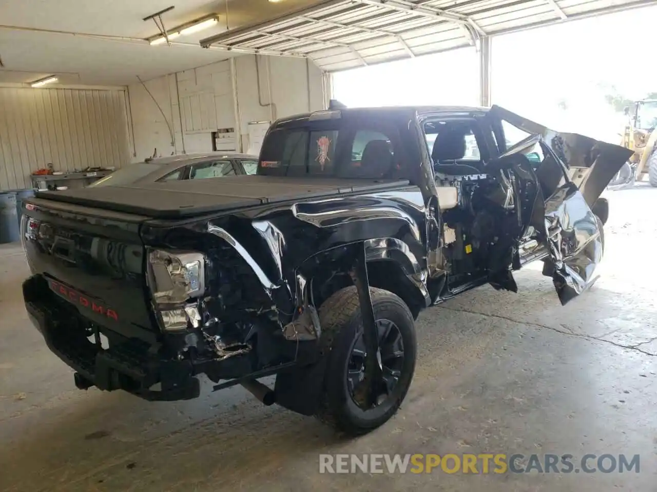 4 Photograph of a damaged car 3TMCZ5AN0MM380048 TOYOTA TACOMA 2021