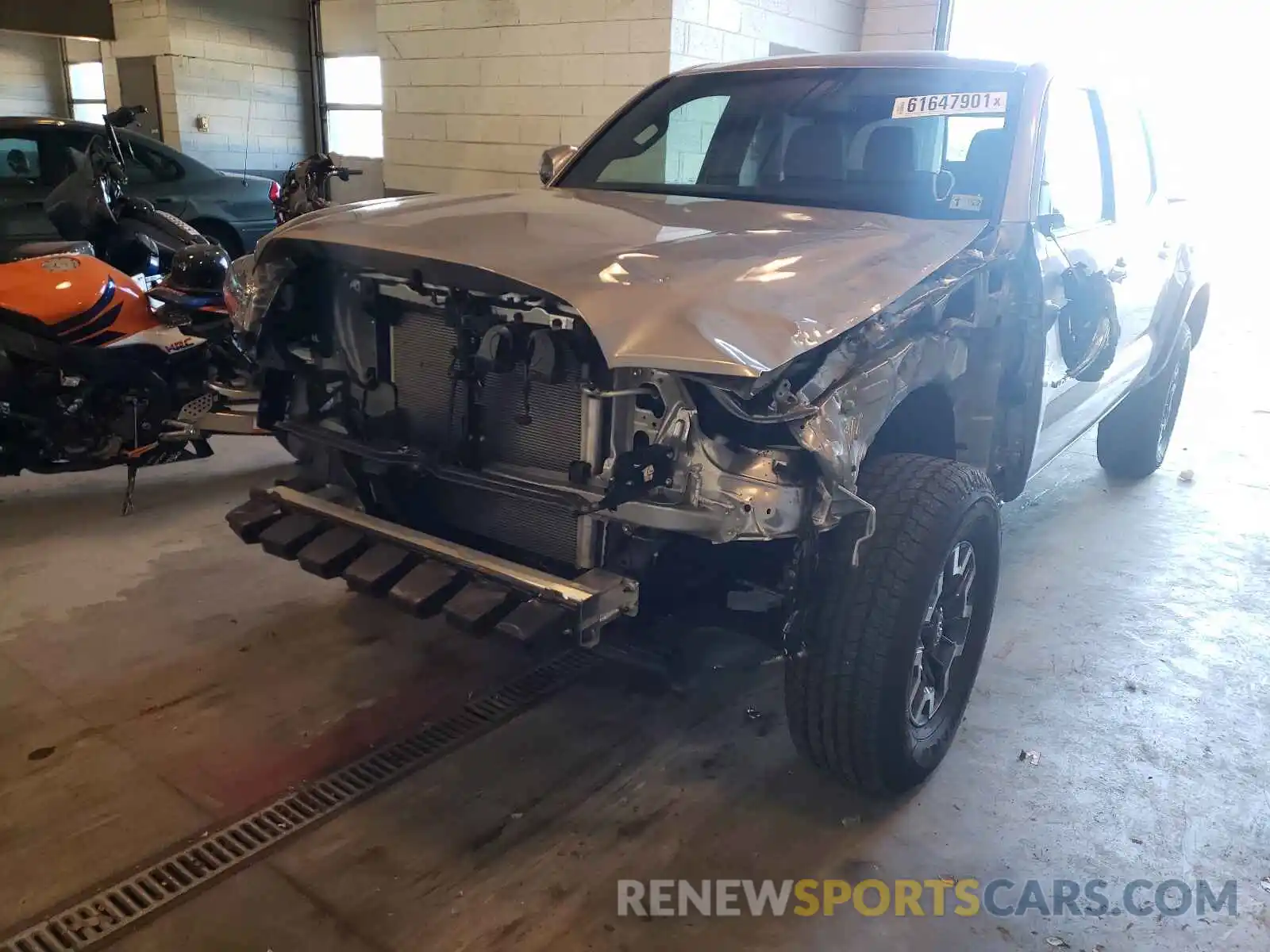 9 Photograph of a damaged car 3TMCZ5AN0MM396606 TOYOTA TACOMA 2021