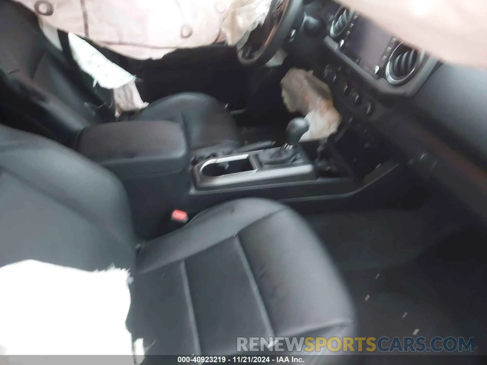 5 Photograph of a damaged car 3TMCZ5AN0MM431421 TOYOTA TACOMA 2021