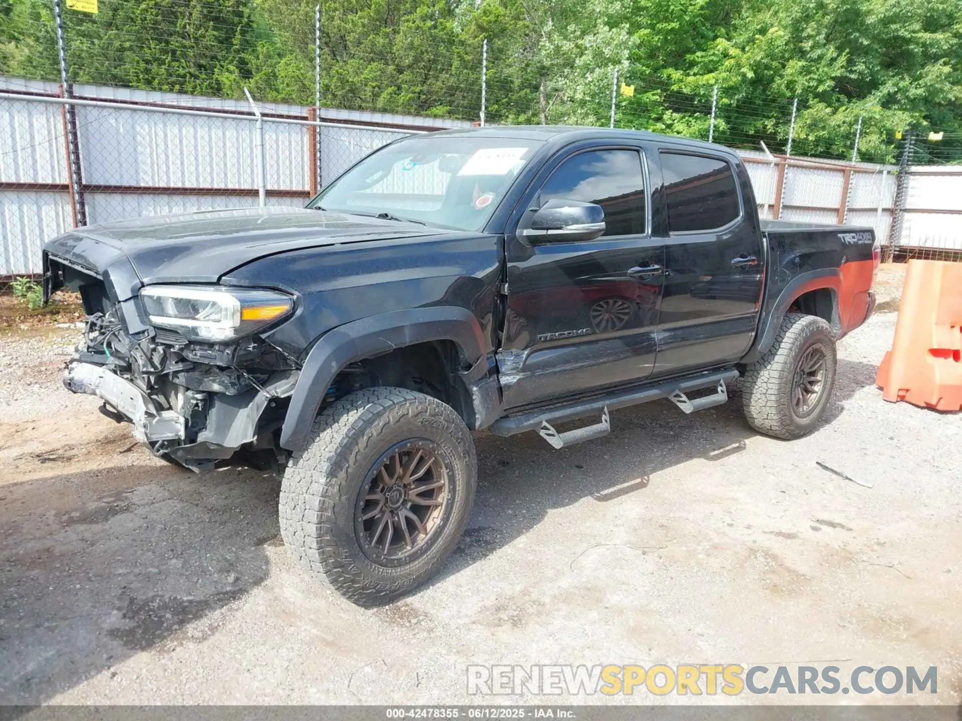 2 Photograph of a damaged car 3TMCZ5AN0MM436876 TOYOTA TACOMA 2021