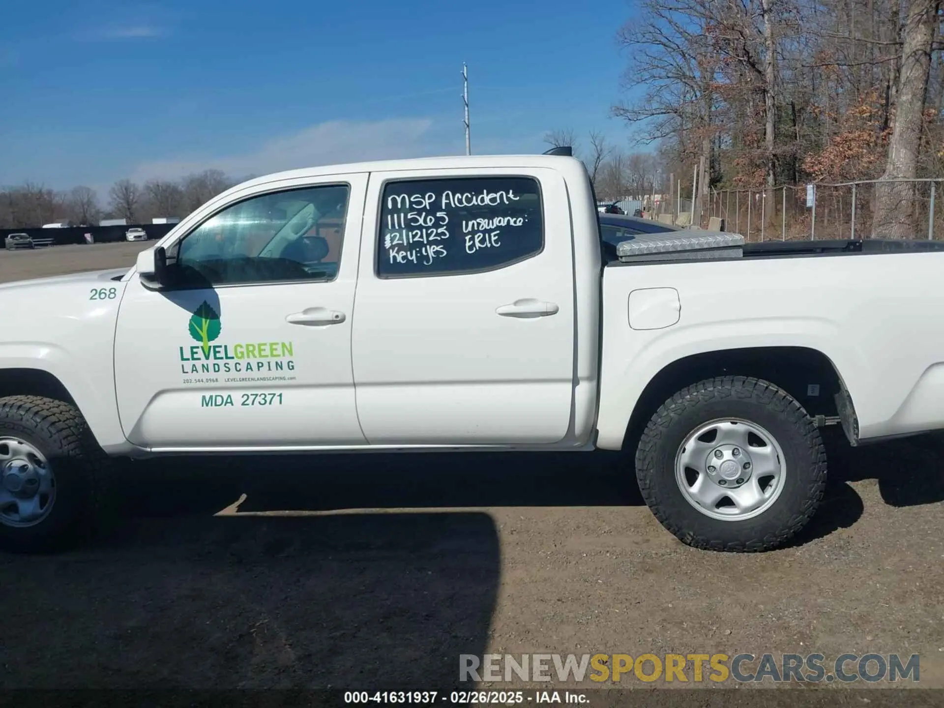 14 Photograph of a damaged car 3TMCZ5AN0MM442855 TOYOTA TACOMA 2021