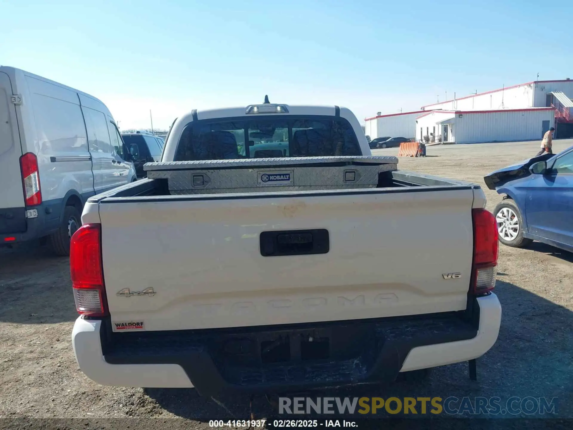 16 Photograph of a damaged car 3TMCZ5AN0MM442855 TOYOTA TACOMA 2021