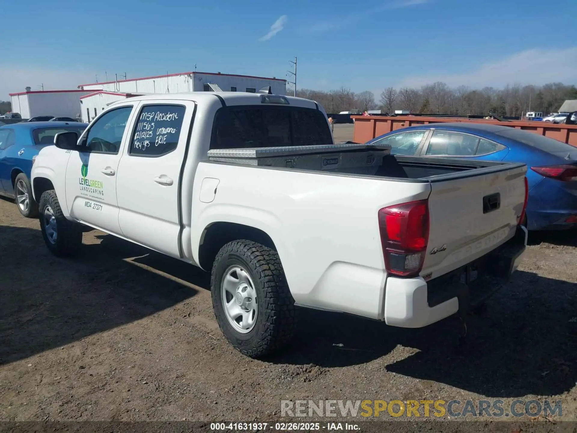 3 Photograph of a damaged car 3TMCZ5AN0MM442855 TOYOTA TACOMA 2021